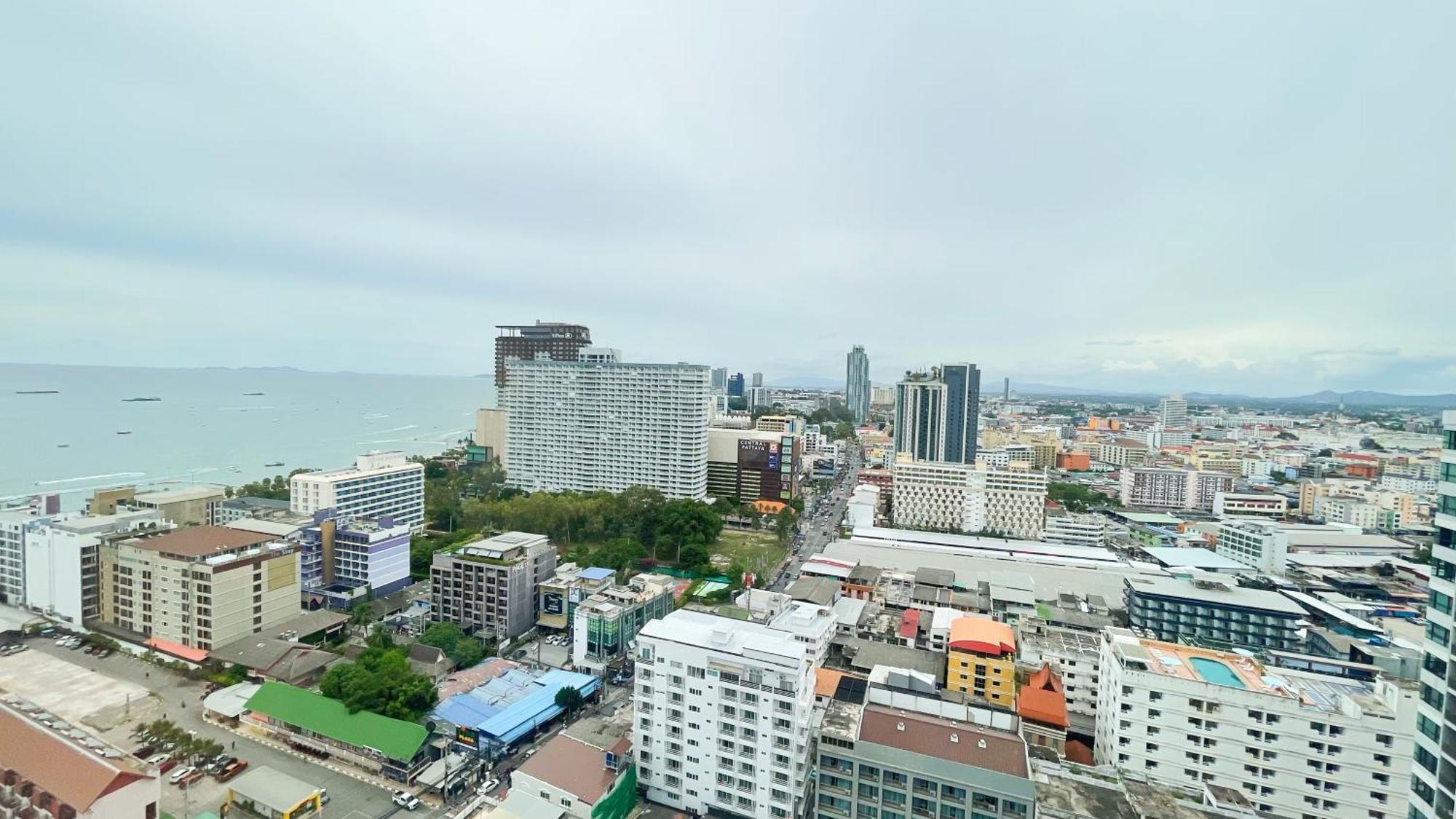 Apartamento Edge # Utrip Pattaya
