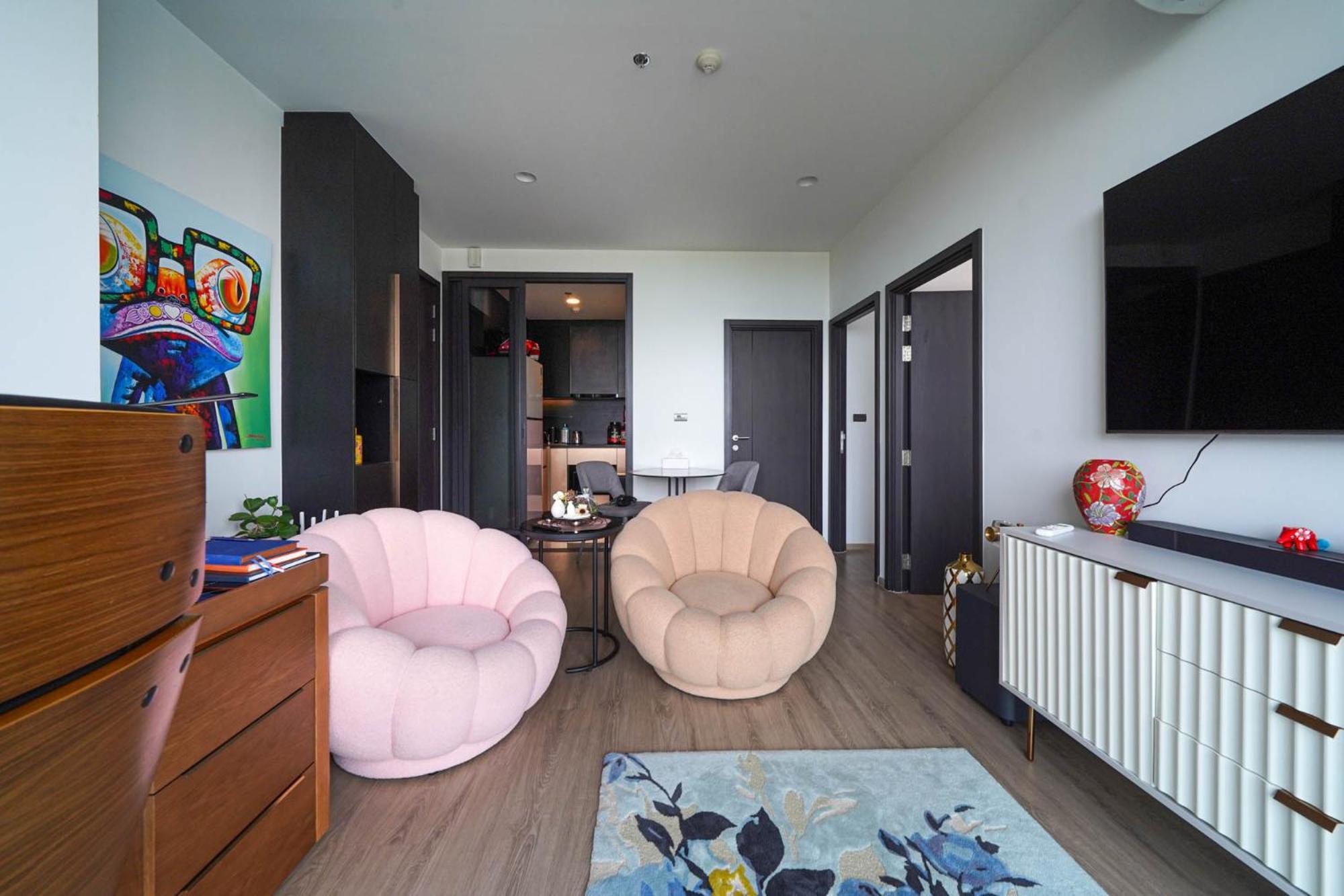 Edge 2bdrm Balcony Ocean View Pattaya