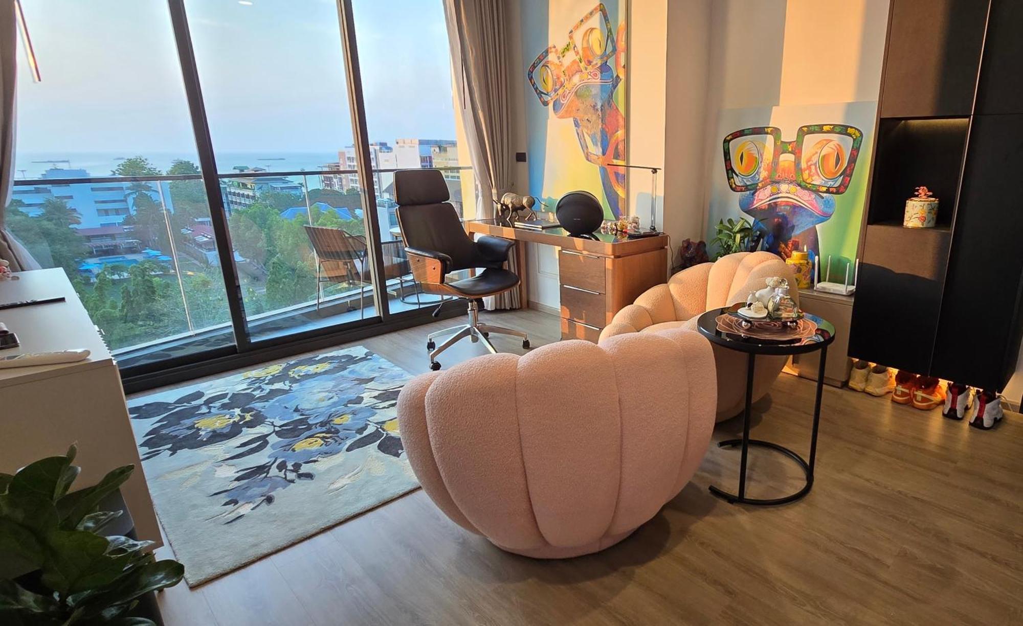 Apartment Edge 2bdrm Balcony Ocean View *