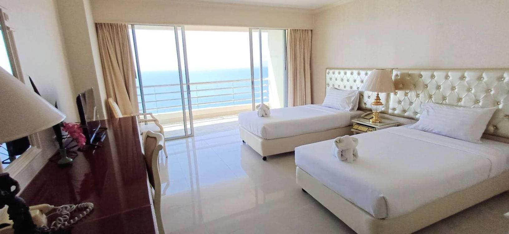 Adriatic Palace Pattaya