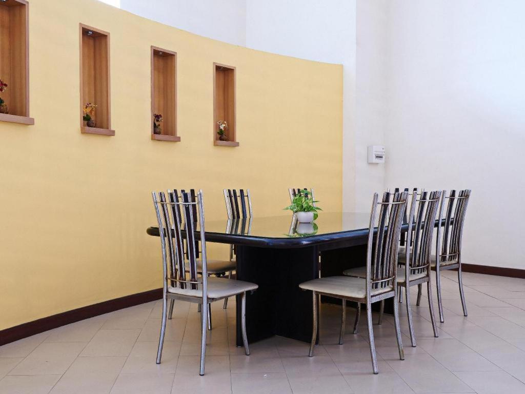 Eastiny Plaza Hotel 3*