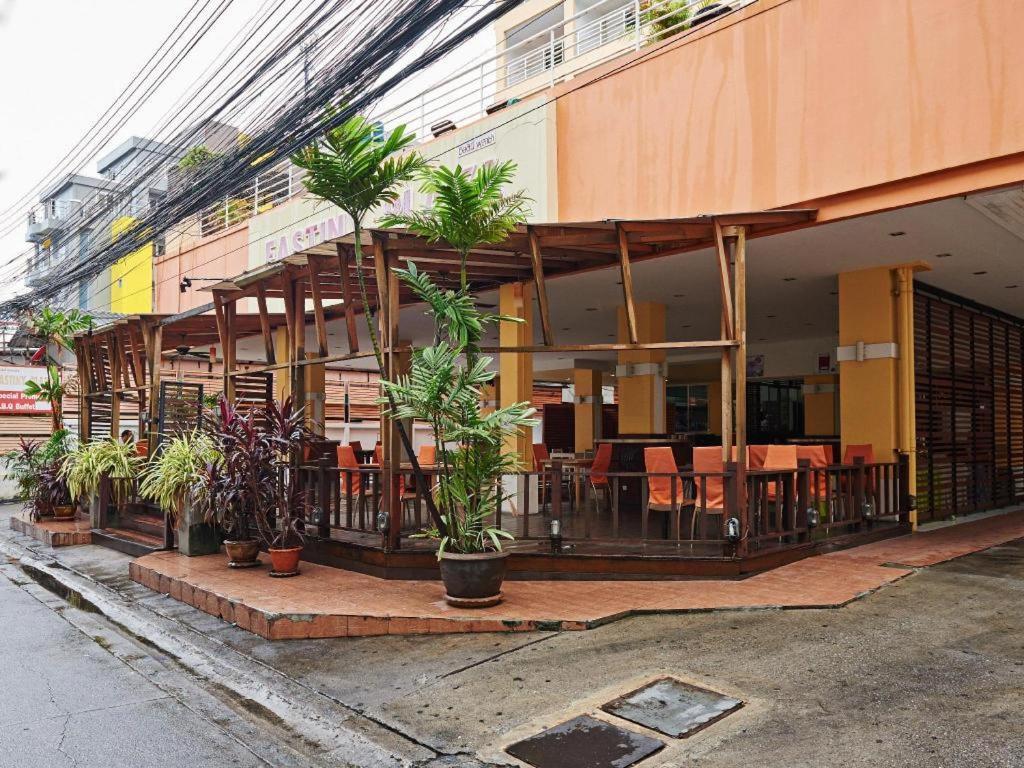 Hotel Eastiny Plaza 3*