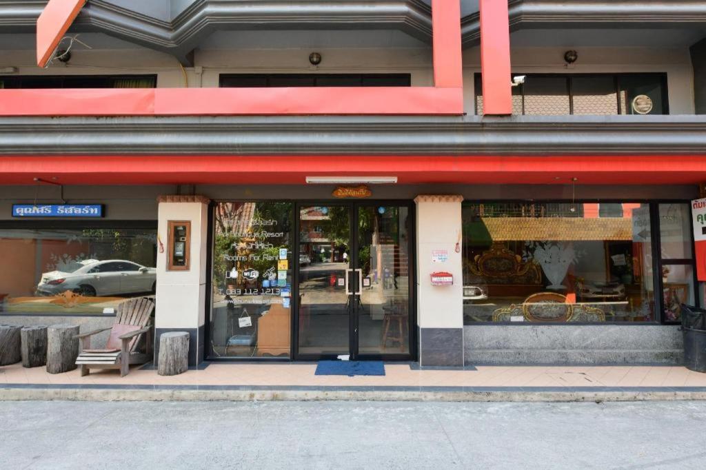 Hotel Oyo 549 Maesri Pattaya