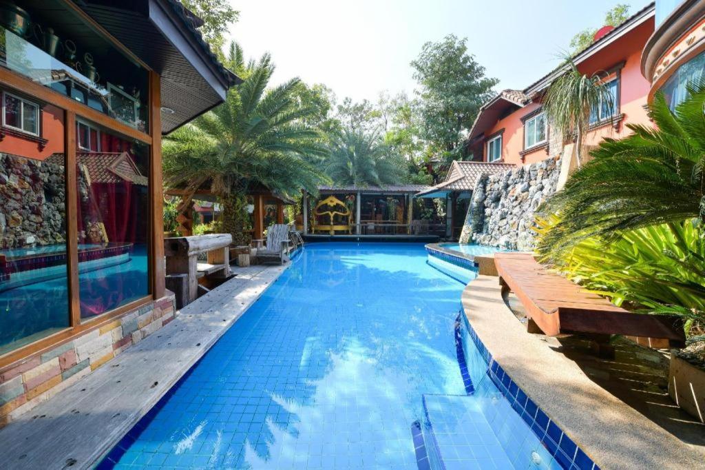 Hotel Oyo 549 Maesri Pattaya