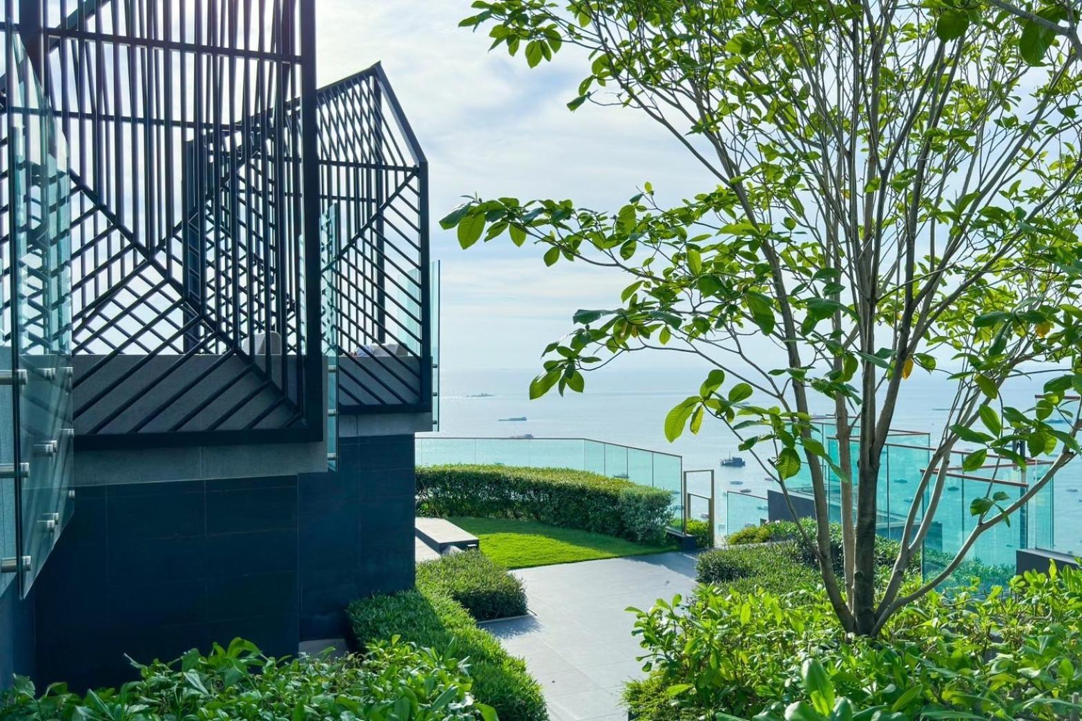 With Roof Pool Apartment