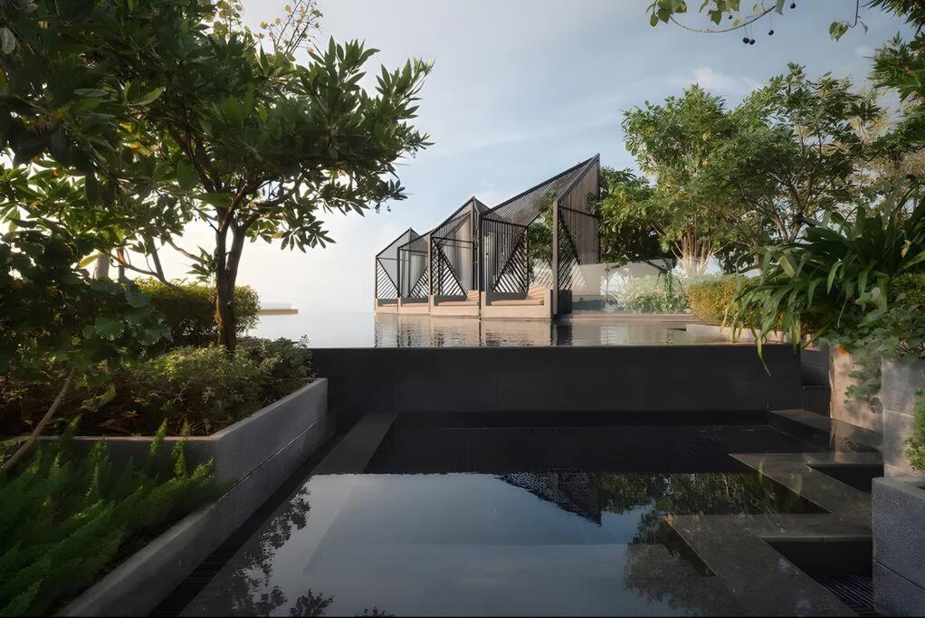 With Roof Pool * Pattaya