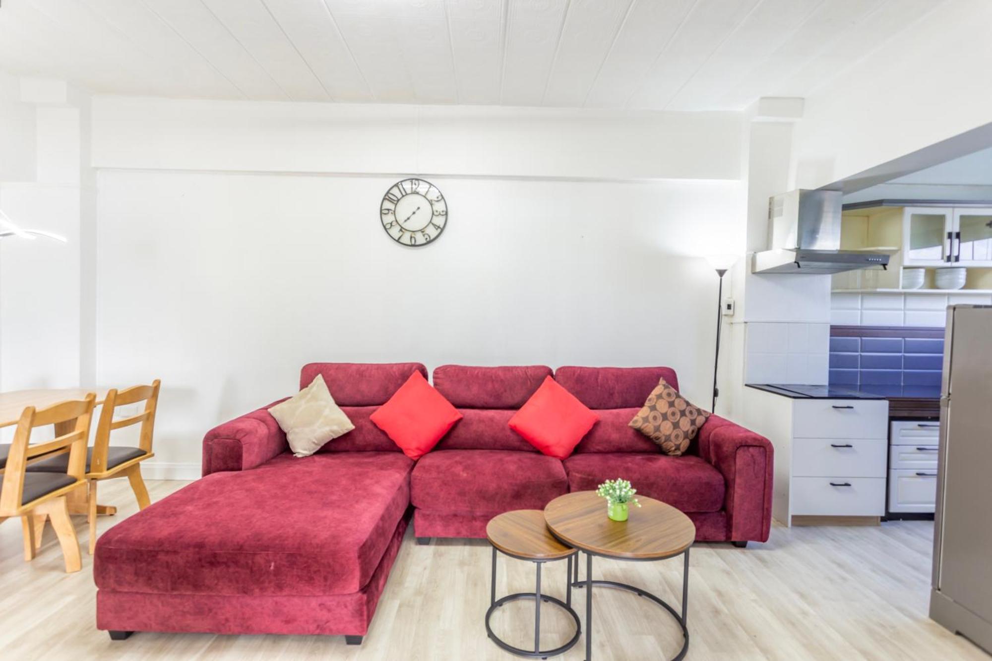 Hagone Condotel - Pool, Near & Steps To Weekend Market *