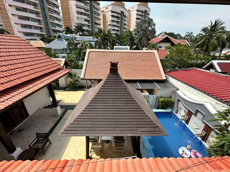 Thaiba Lipool * Pattaya