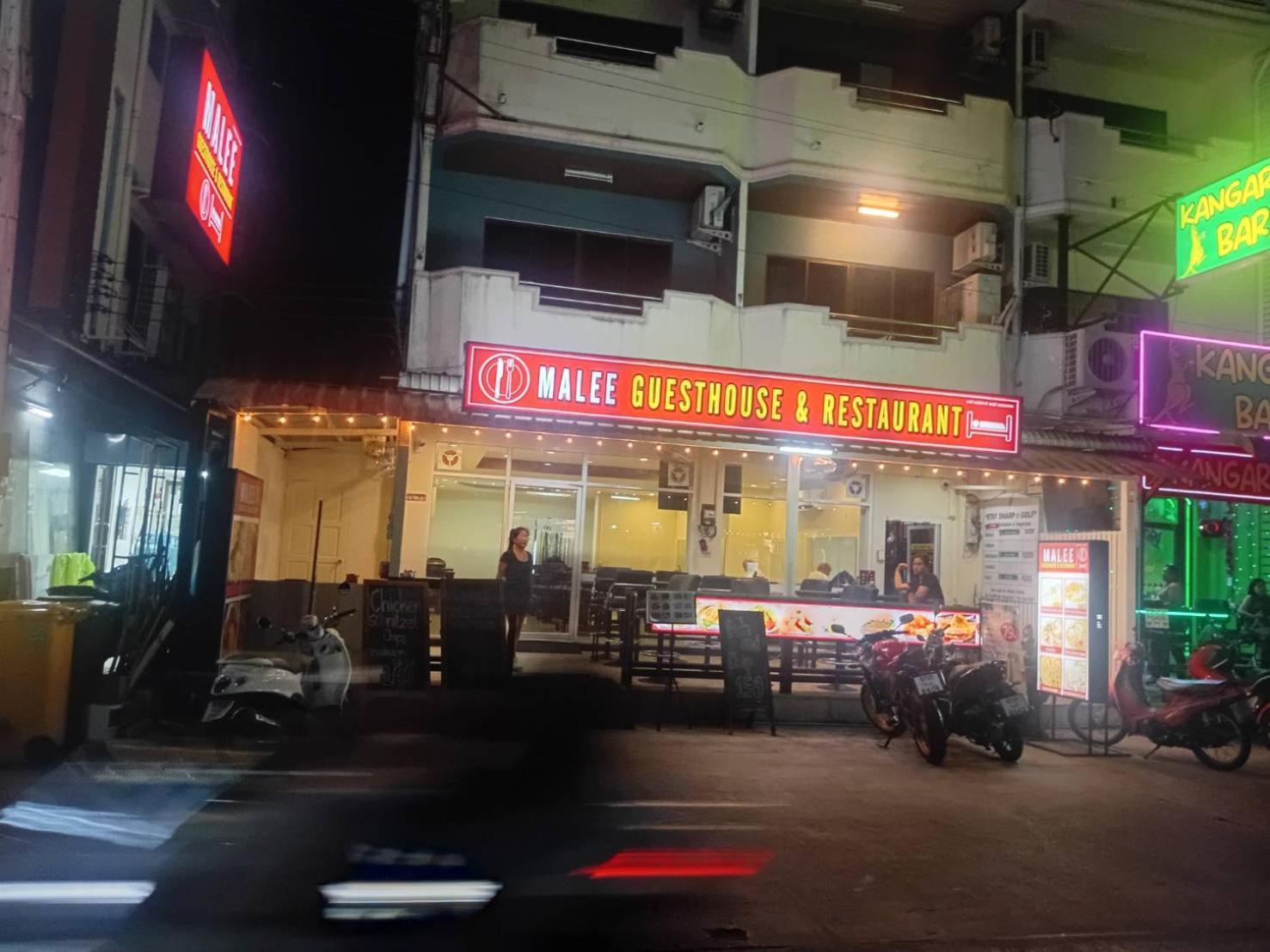 Malee And Restaurant Hostel