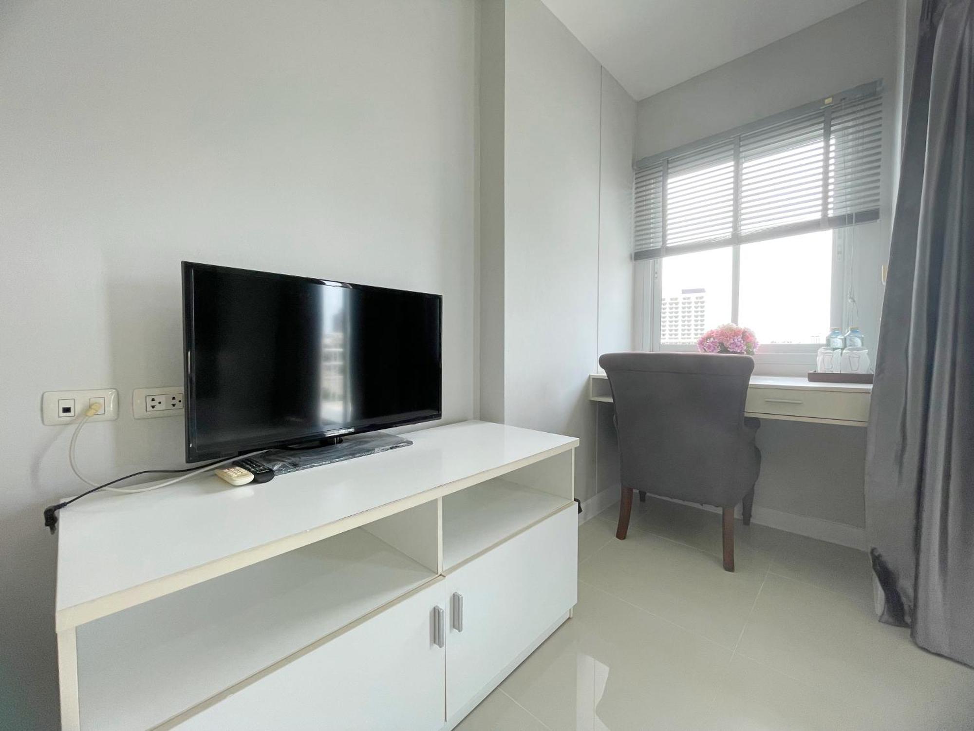 Baan By Sabai Hotel 3*