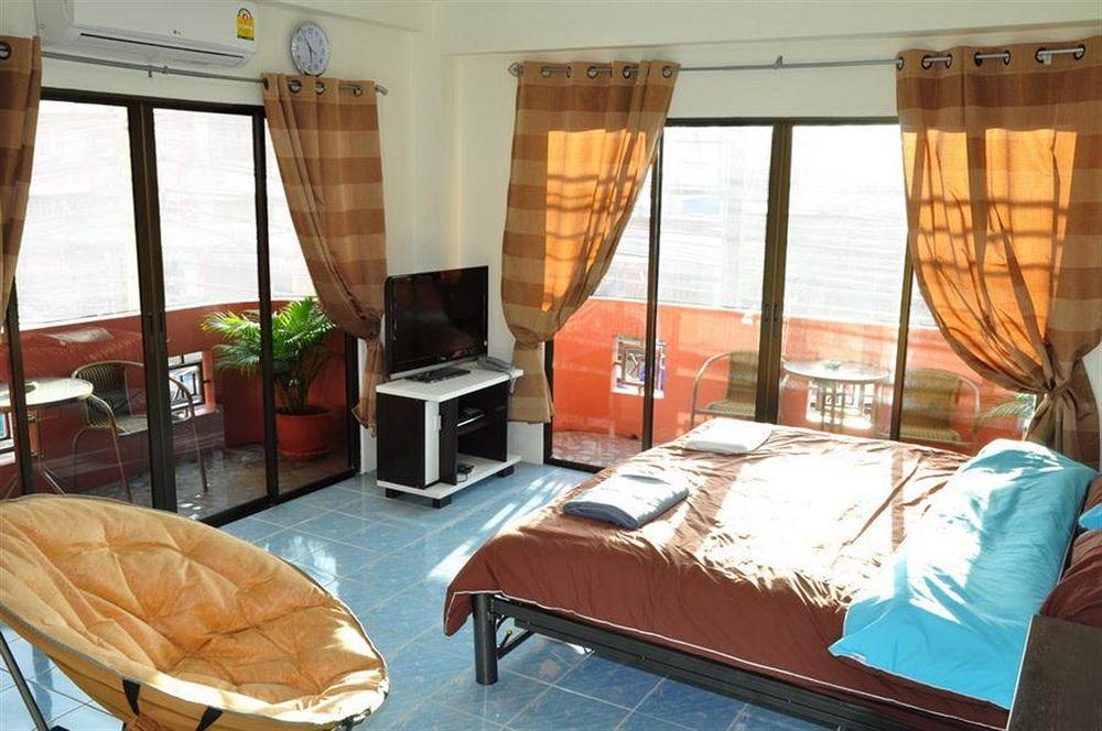 Apartment Pattaya Holiday Lodge