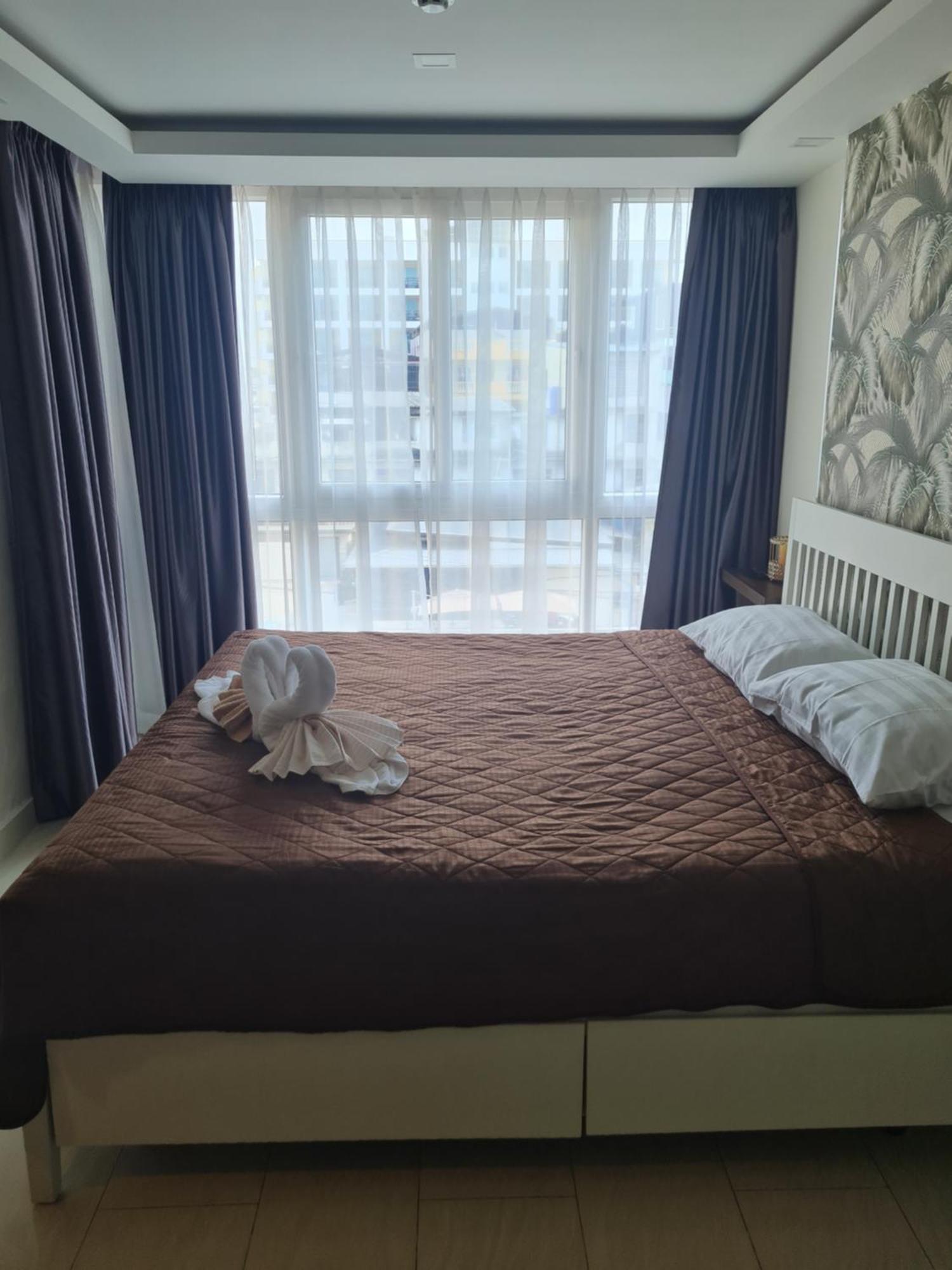 Grand Avenue 1 Bedroom Centara