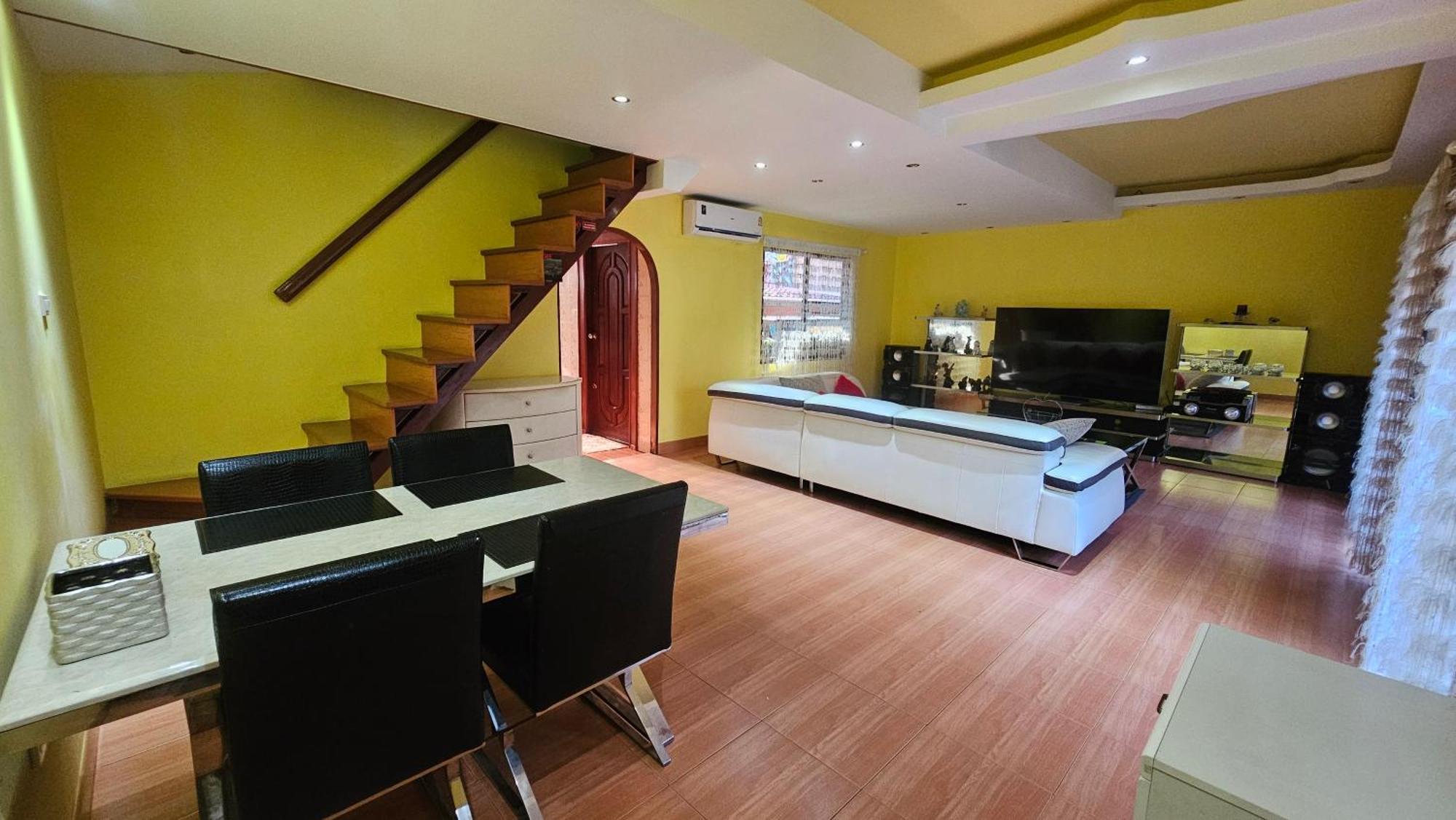 Guest house Magadan 4*