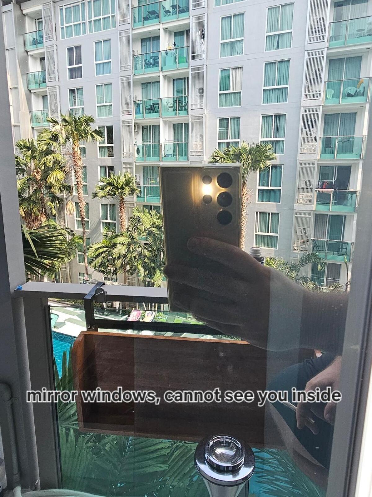 Apartment Amazing Pool View In Wifi Netflix