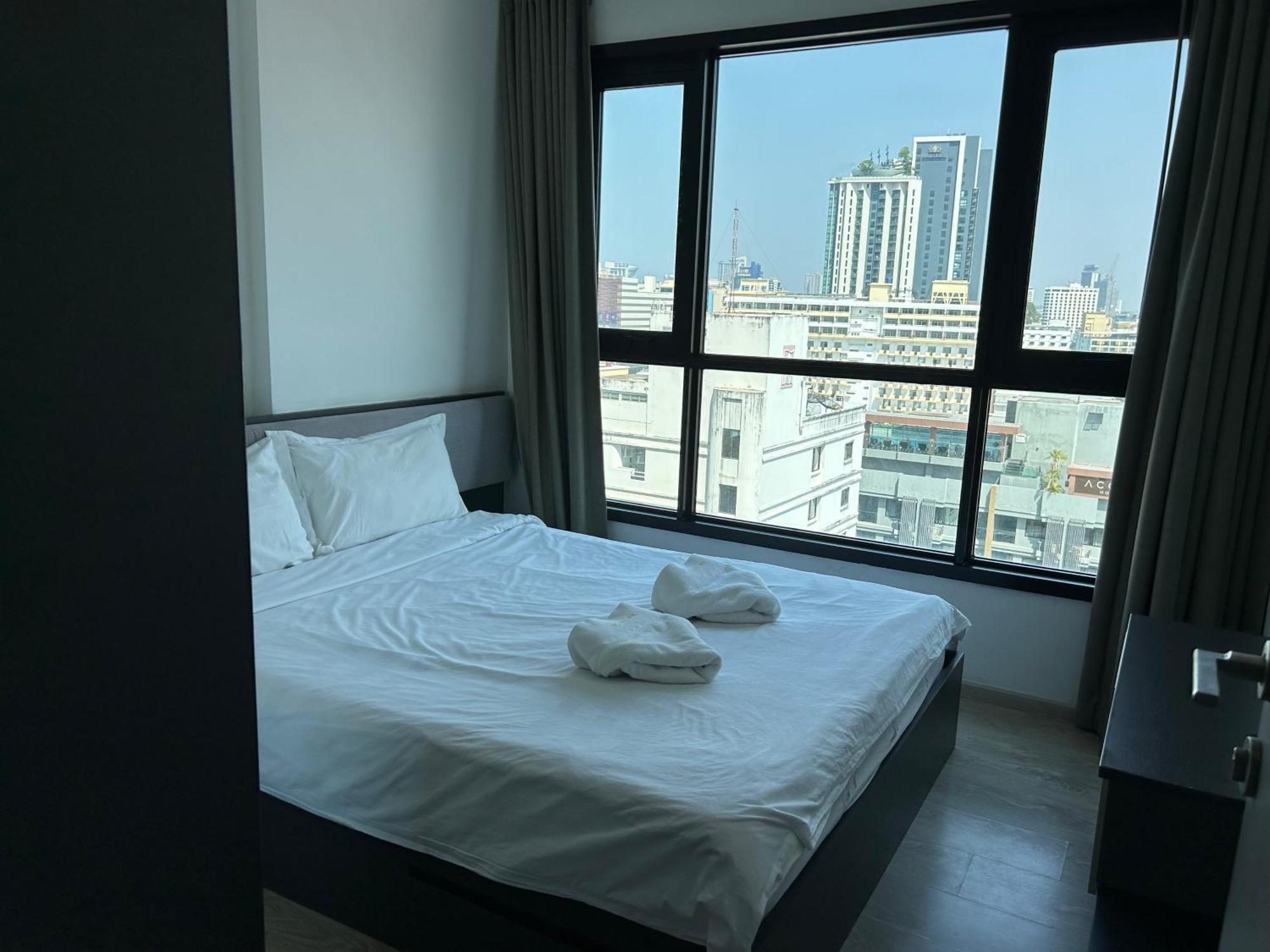 The Base By Adam 4* Pattaya