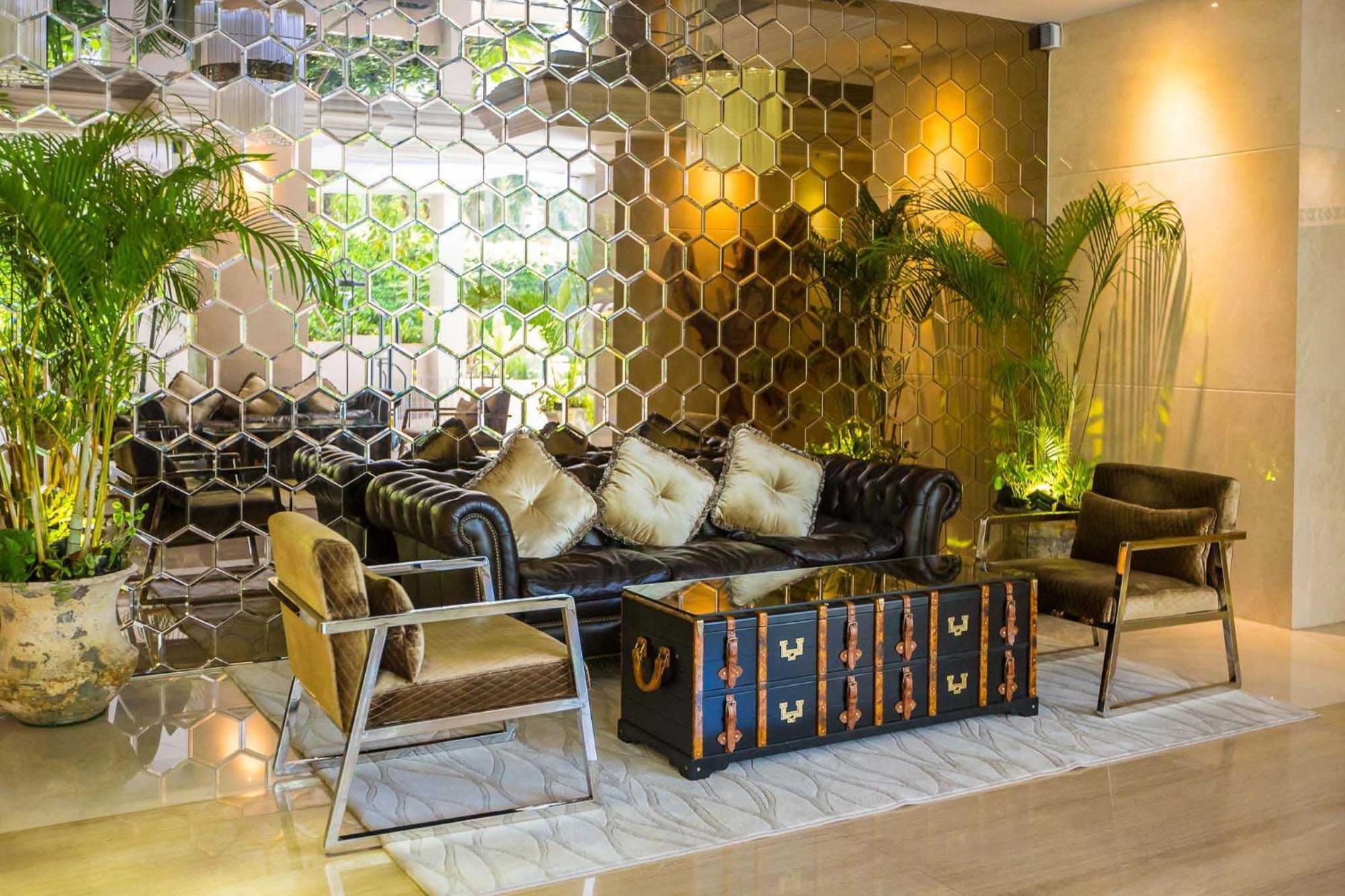 The Palm Wongamat ,world Class Luxury Seaview Condo, Private The Sanctuary Of Truth Pattaya