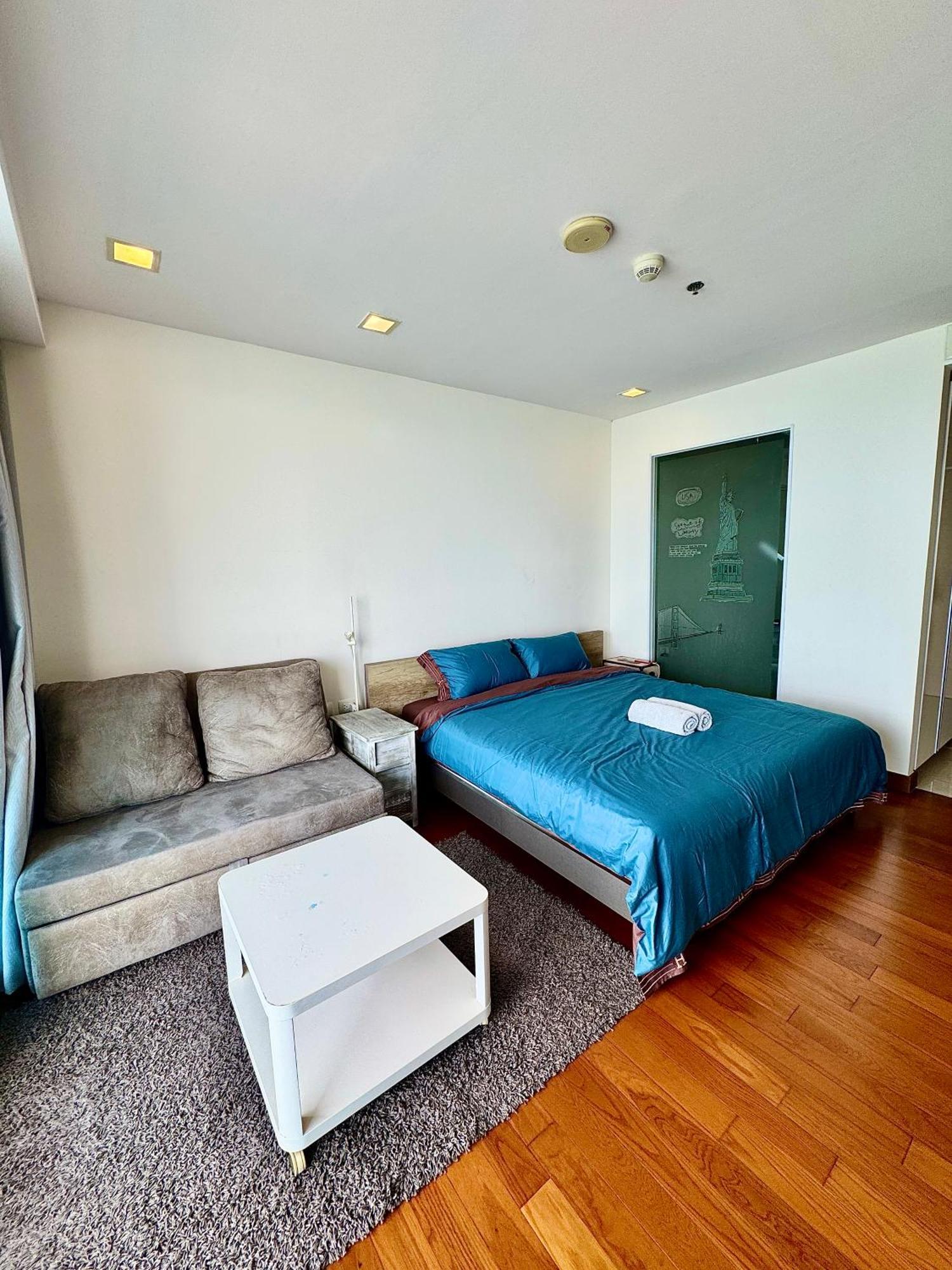 The Palm Wongamat ,world Class Luxury Seaview Condo, Private The Sanctuary Of Truth *