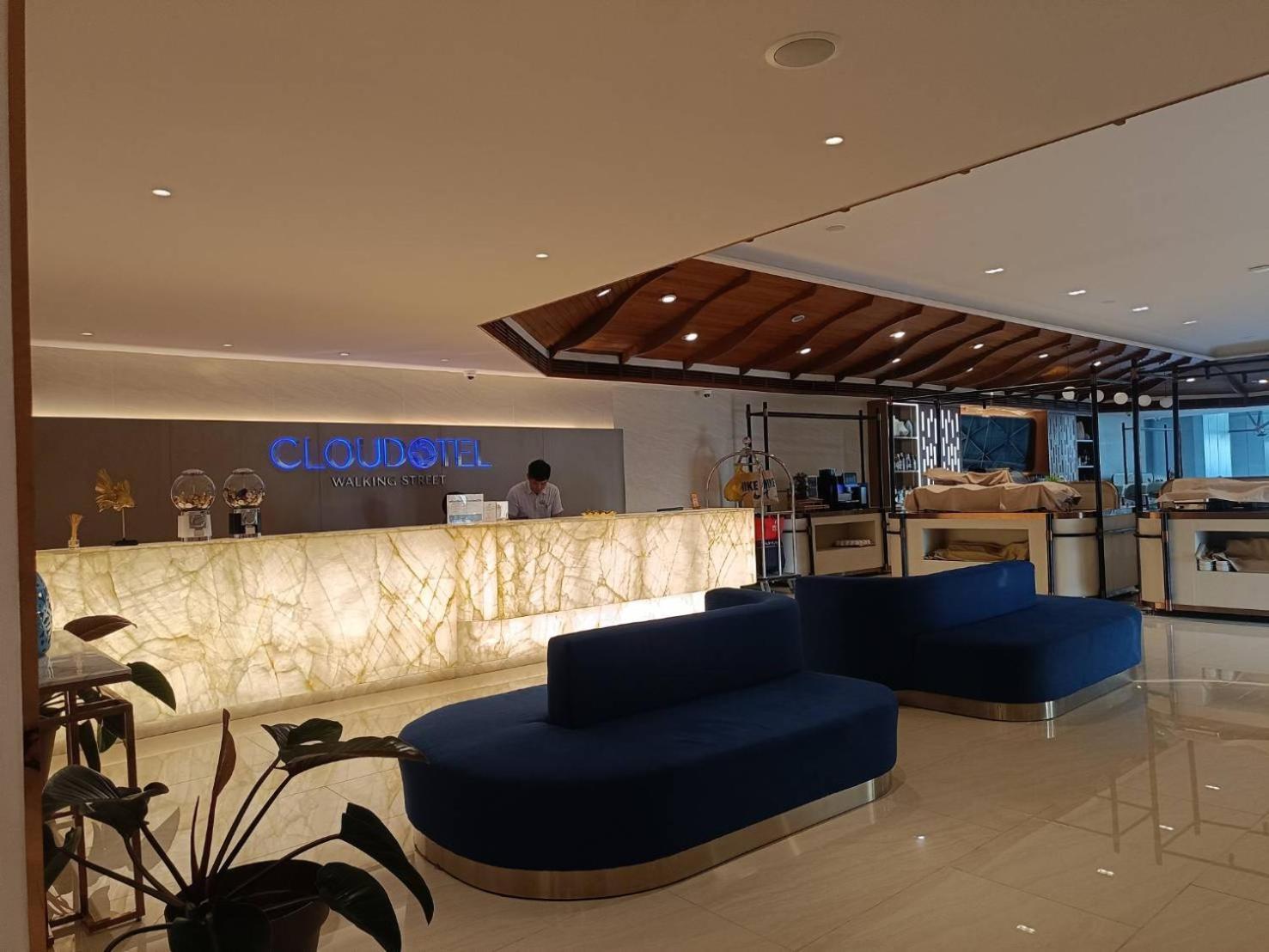 Cloudotel Walking Street Hotel 4*