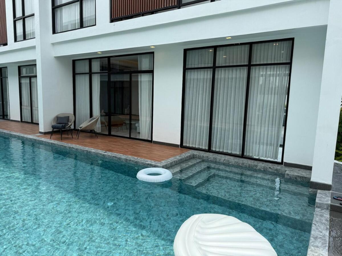 Unique Style 3 Bedroom With Mega Pool