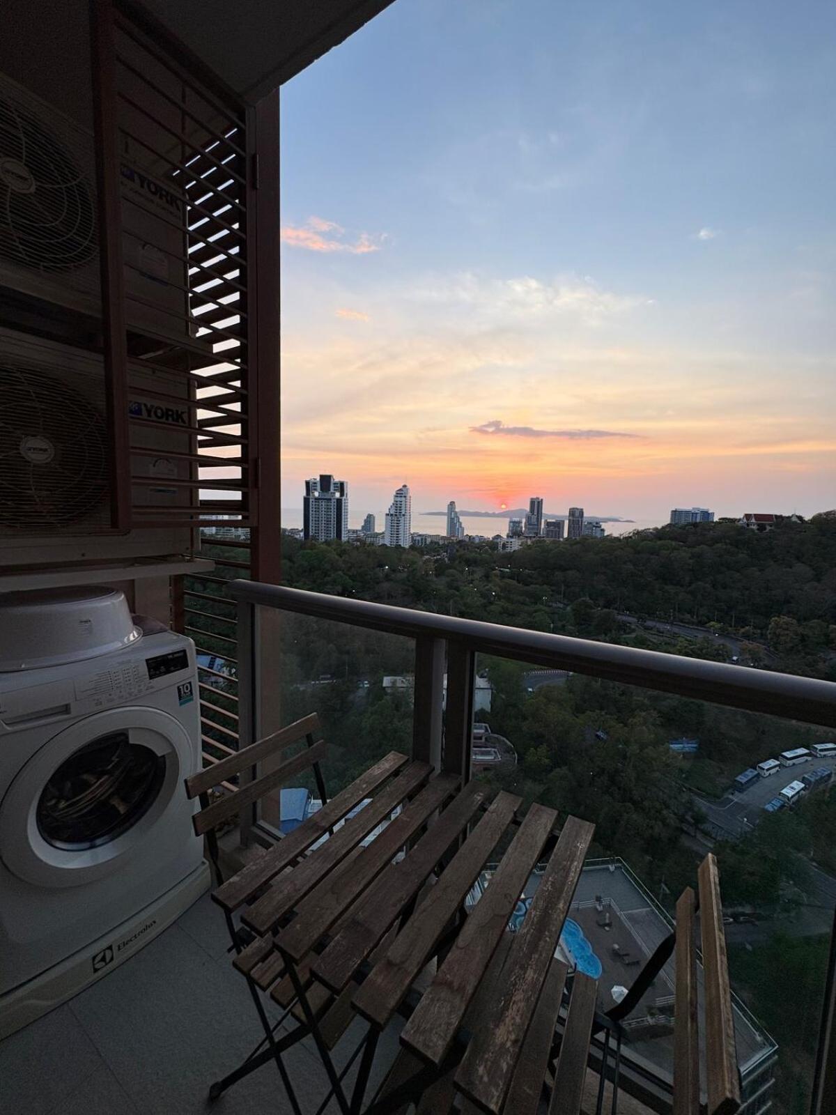 Apartment Unixx Sea View High Floor 1br Pattaya