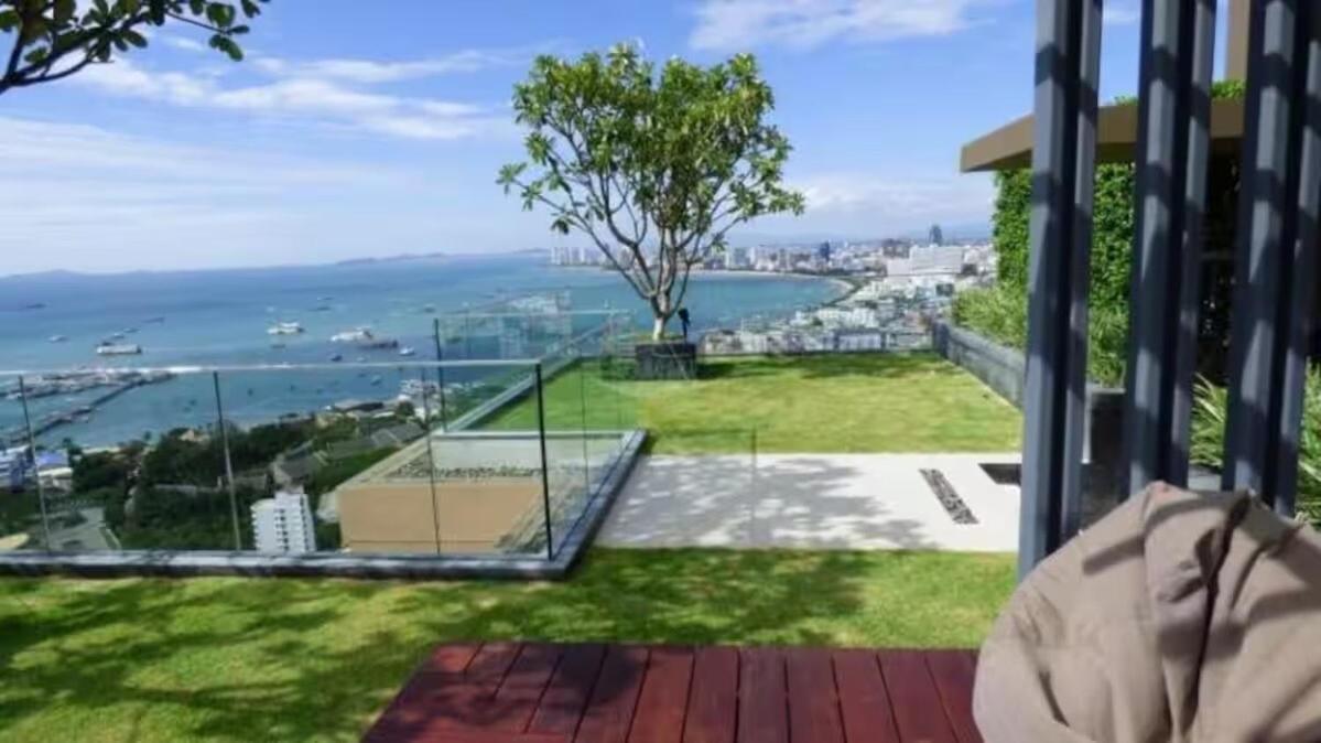 Unixx Sea View High Floor 1br *