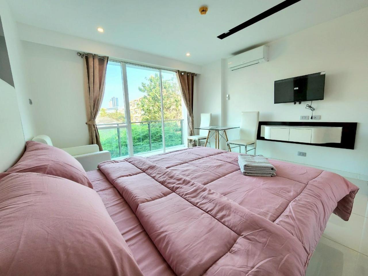 Center New Apartment Pattaya