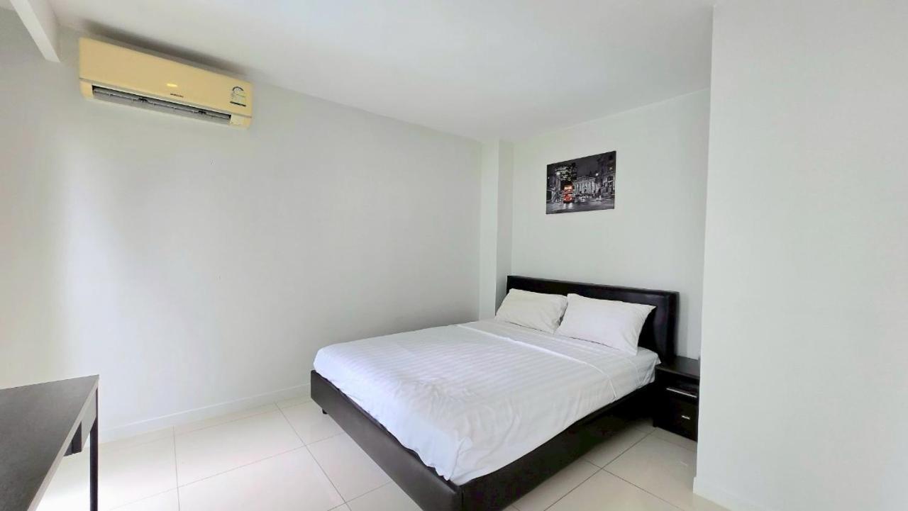 Center New * Pattaya