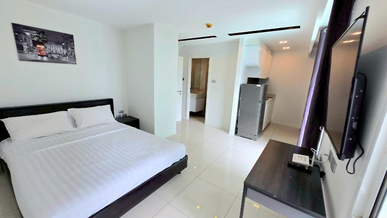 Center New * Pattaya