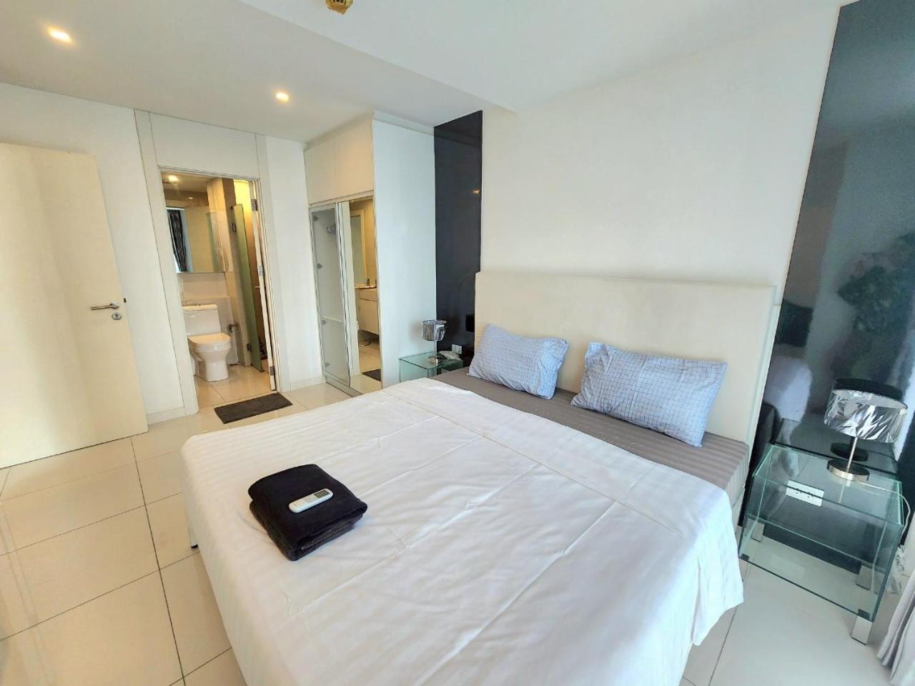 Center New Apartment Pattaya