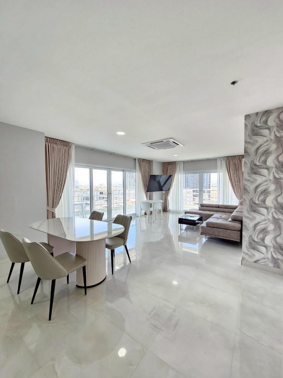 Apartment View Talay6 By Blue Ocean