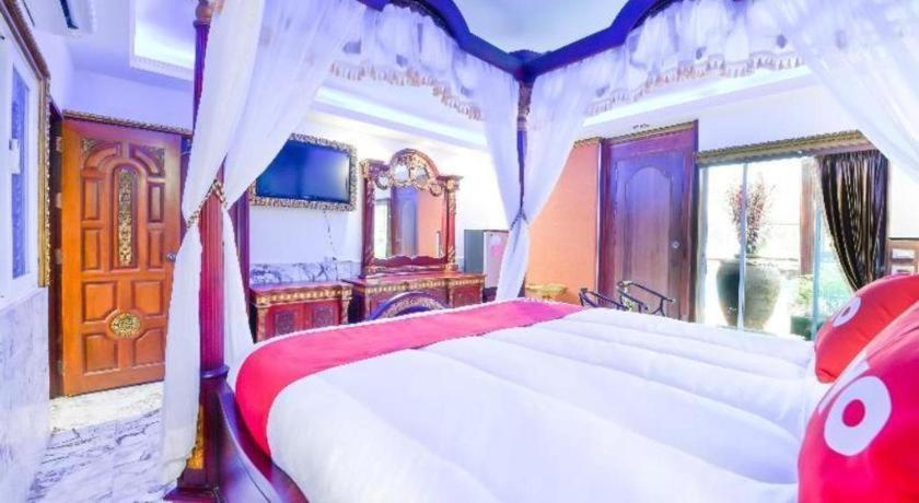 Hotel Oyo 549 Maesri Pattaya