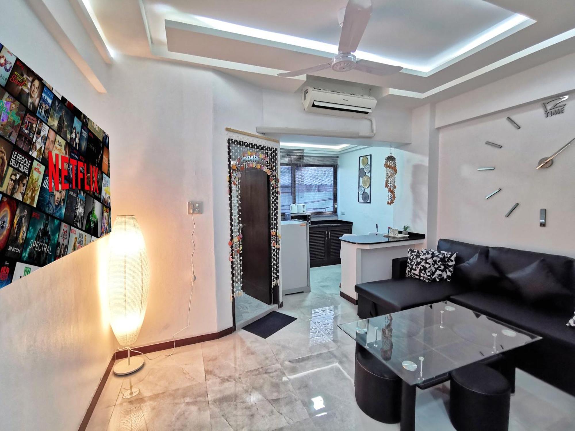 Hagone Condotel - Pool, Near & Steps To Weekend Market Apartment Pattaya