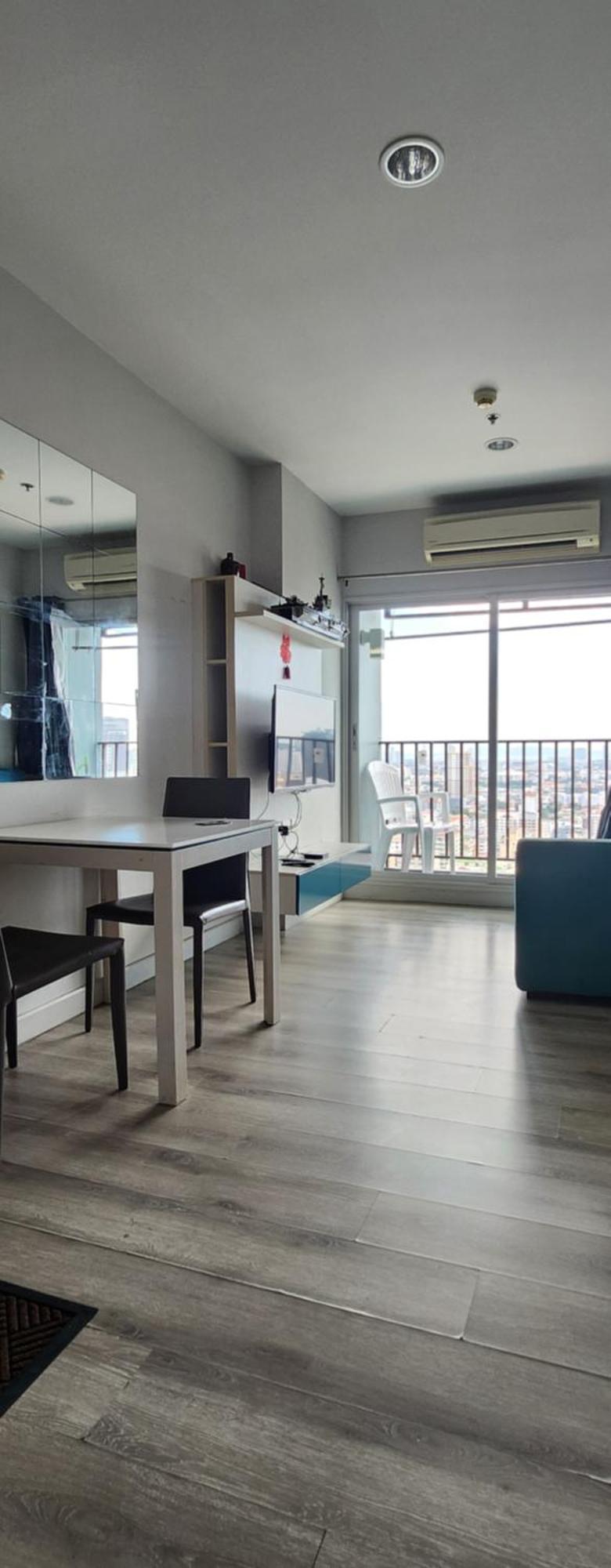 อพาร์ทเม้น Centric Sea Pattaya中心海 Pattaya