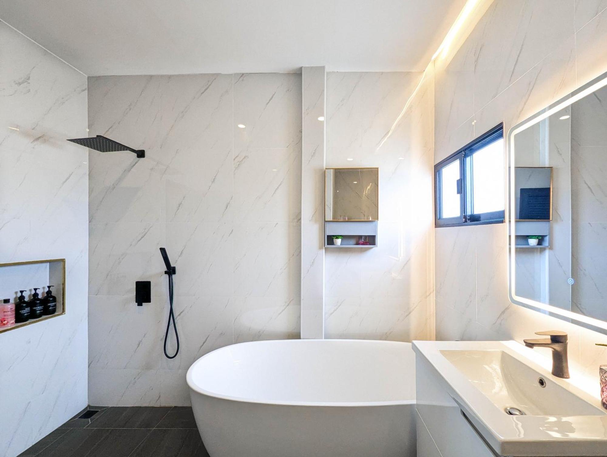 Bella 2 - 7 Bedroom Luxury Pool - 14min To Walking Street Villa