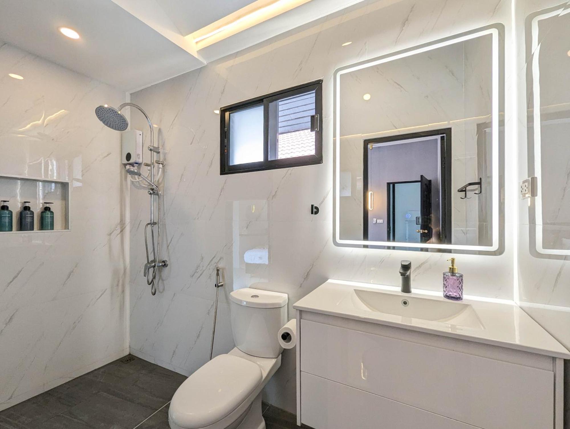 Bella 2 - 7 Bedroom Luxury Pool - 14min To Walking Street Villa *