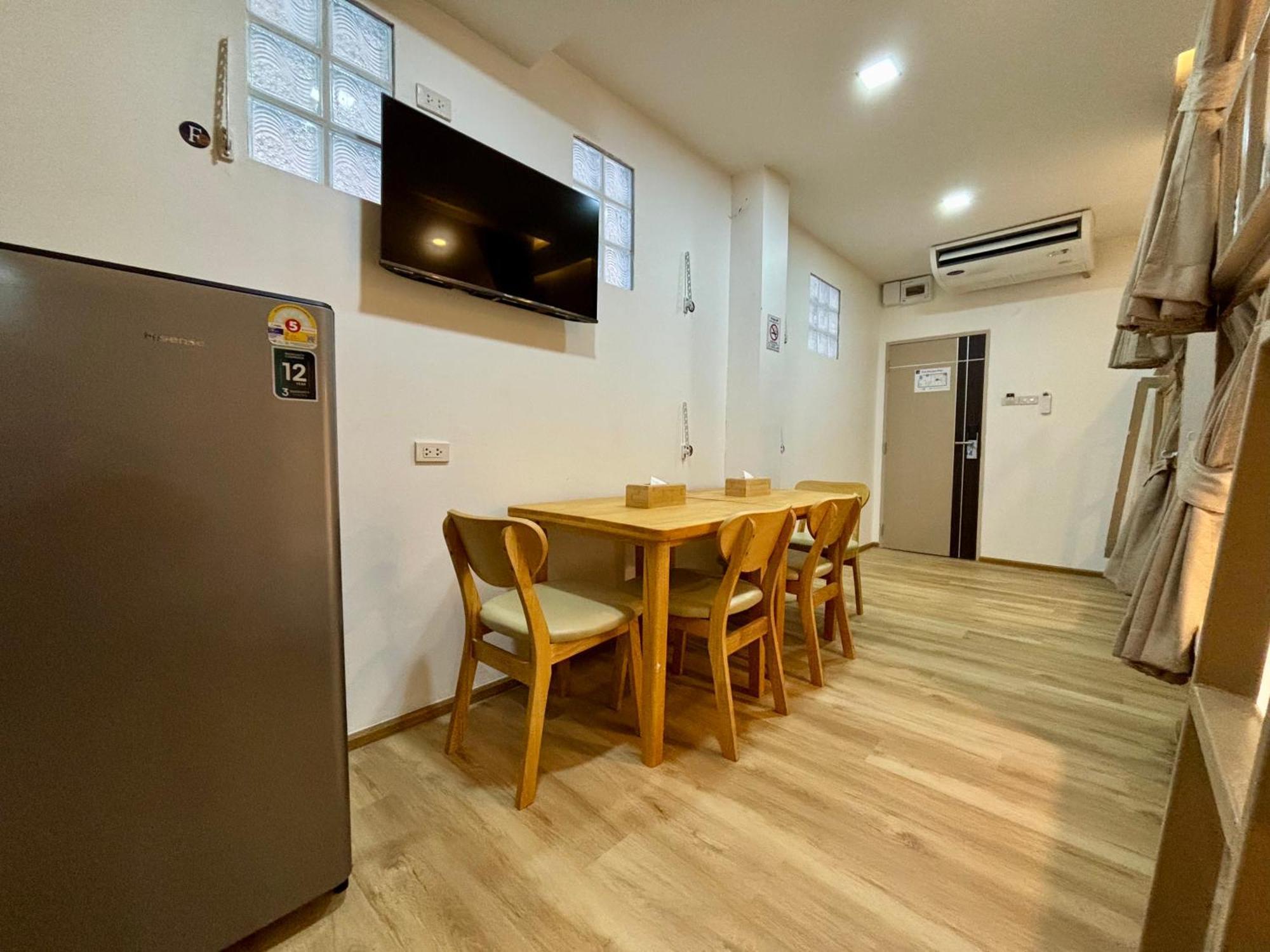 Hotel Charm At Pratumnak 3*