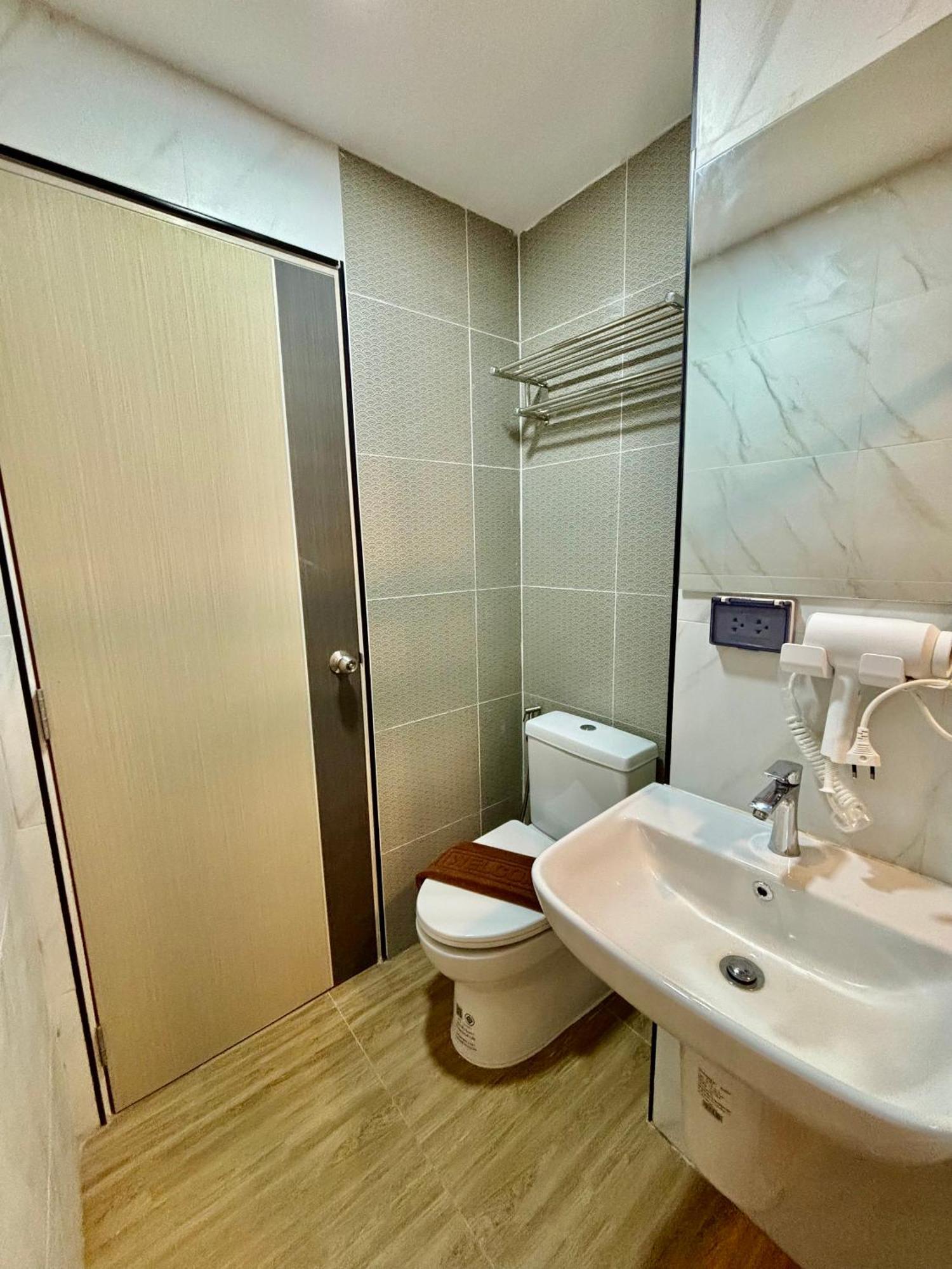 Hotel Charm At Pratumnak