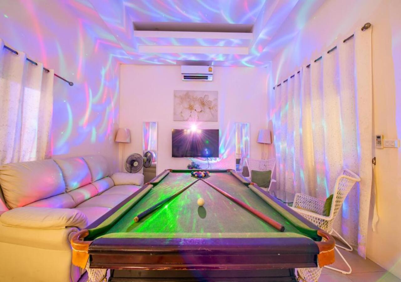 Happy N Joy Pool Near Jomtien On Thepprasit Road Villa