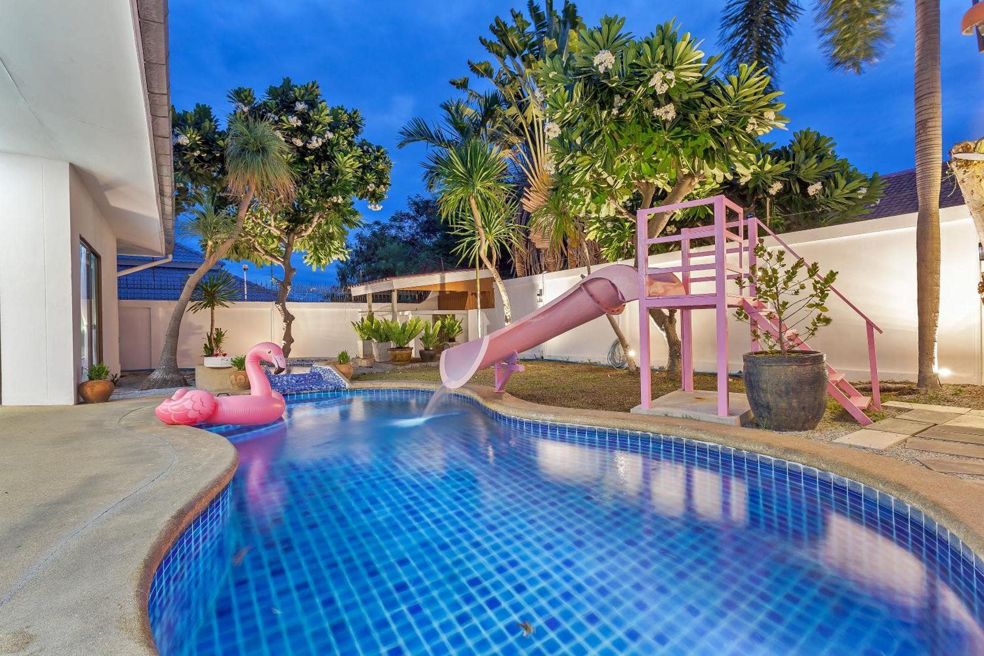 Margarita Pool Villa *