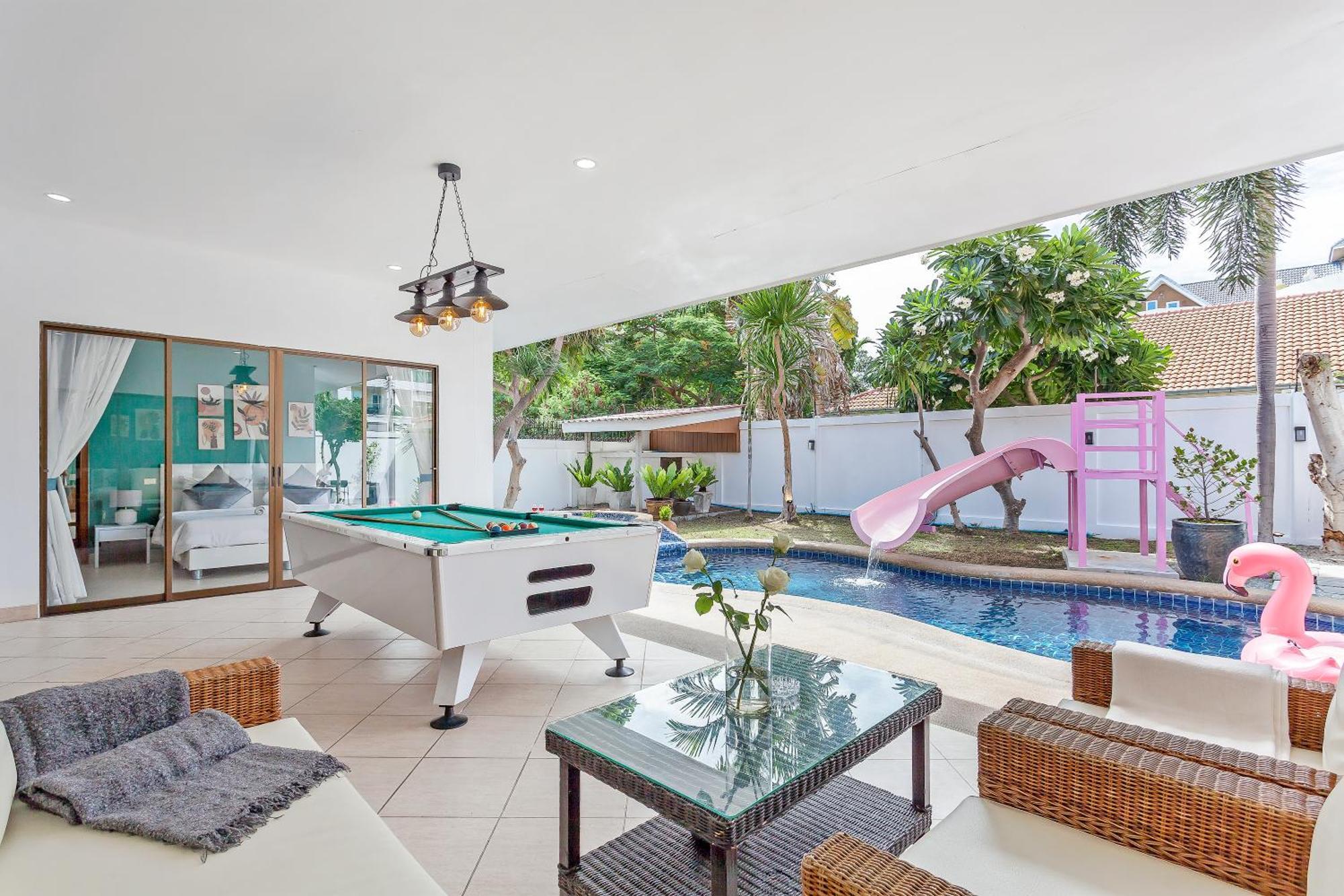 Margarita Pool