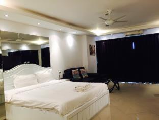 View Talay 6 By Honey Apartment