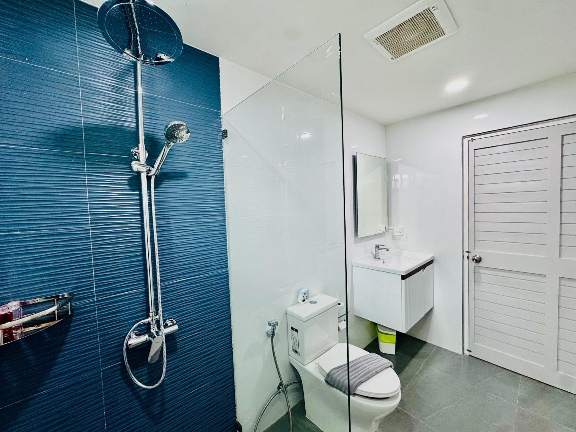 129 Wongamart Pattaya