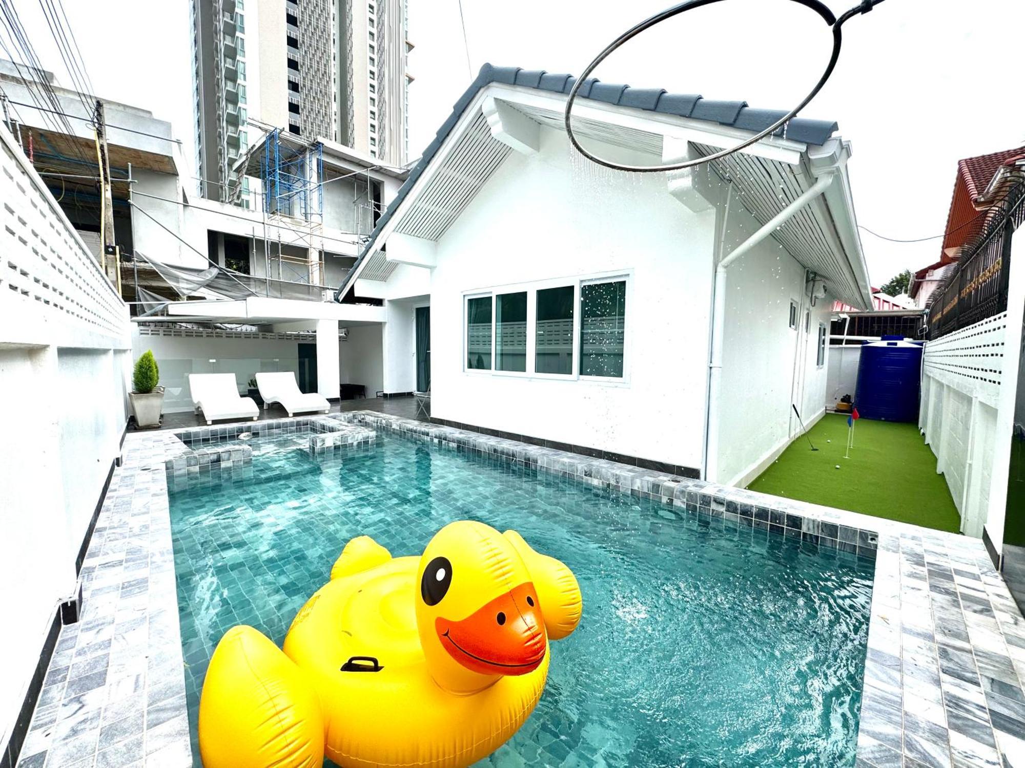 129 Wongamart * Pattaya