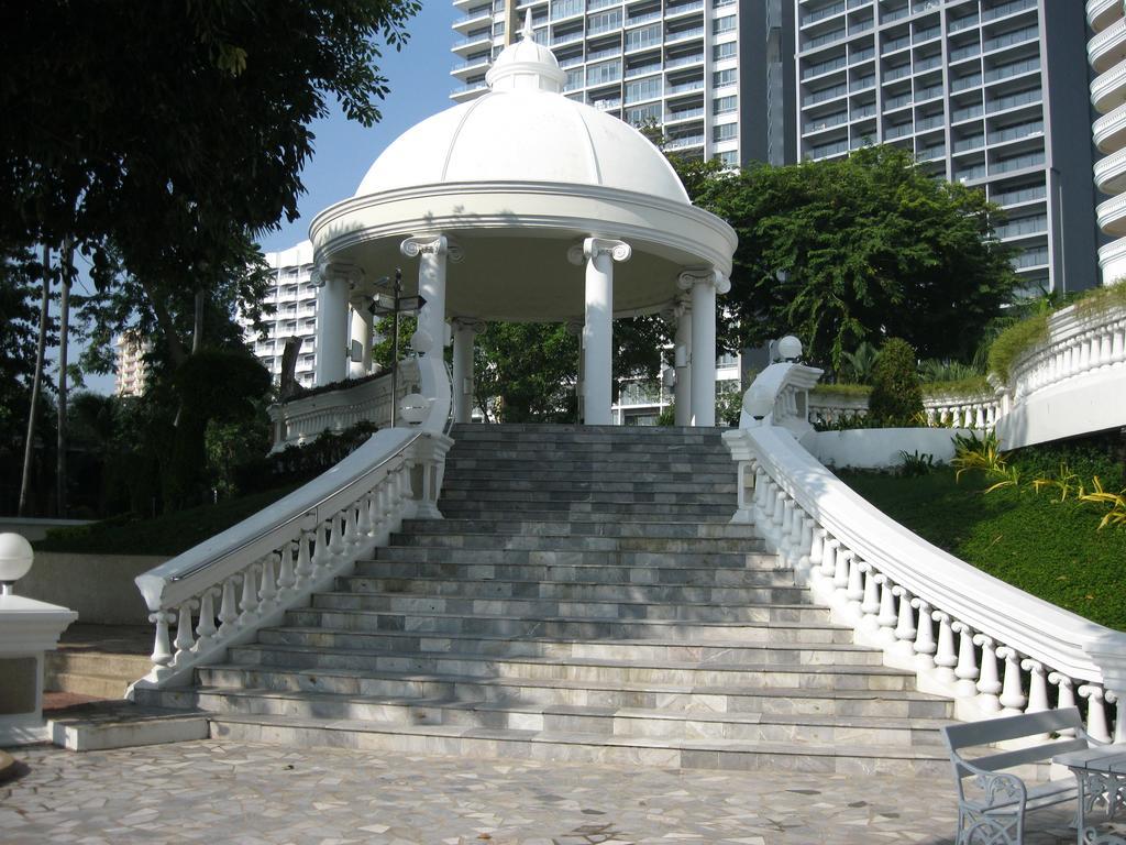 Sky Orchid Beachfront Pattaya