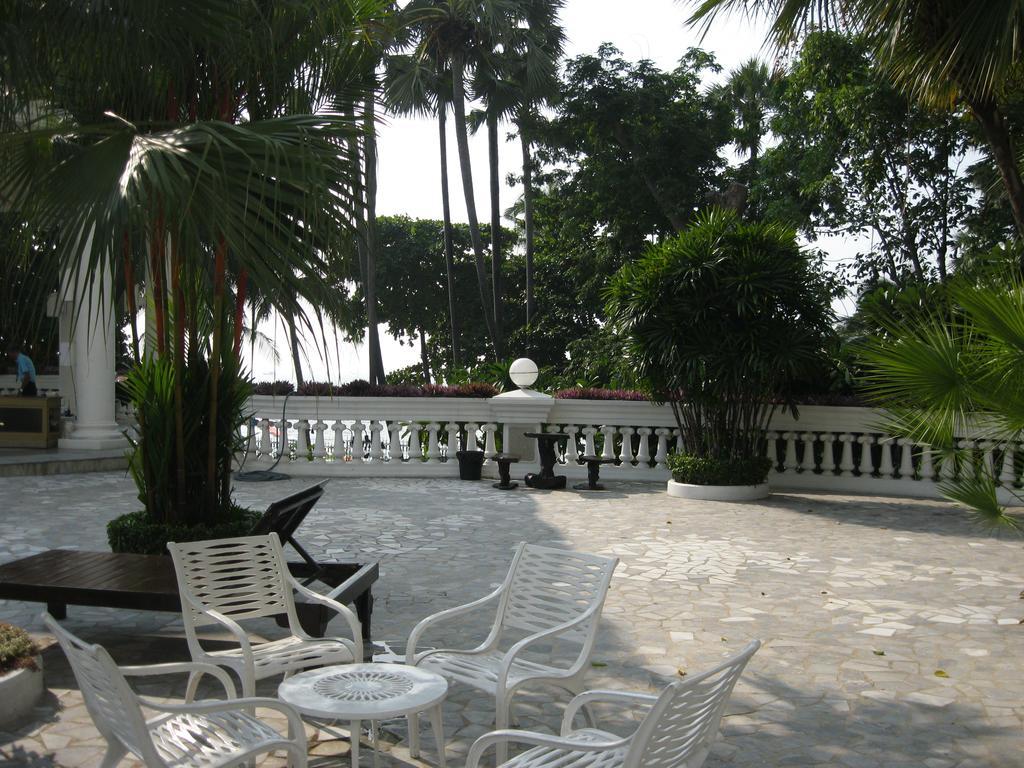 Sky Orchid Beachfront Apartamento Pattaya
