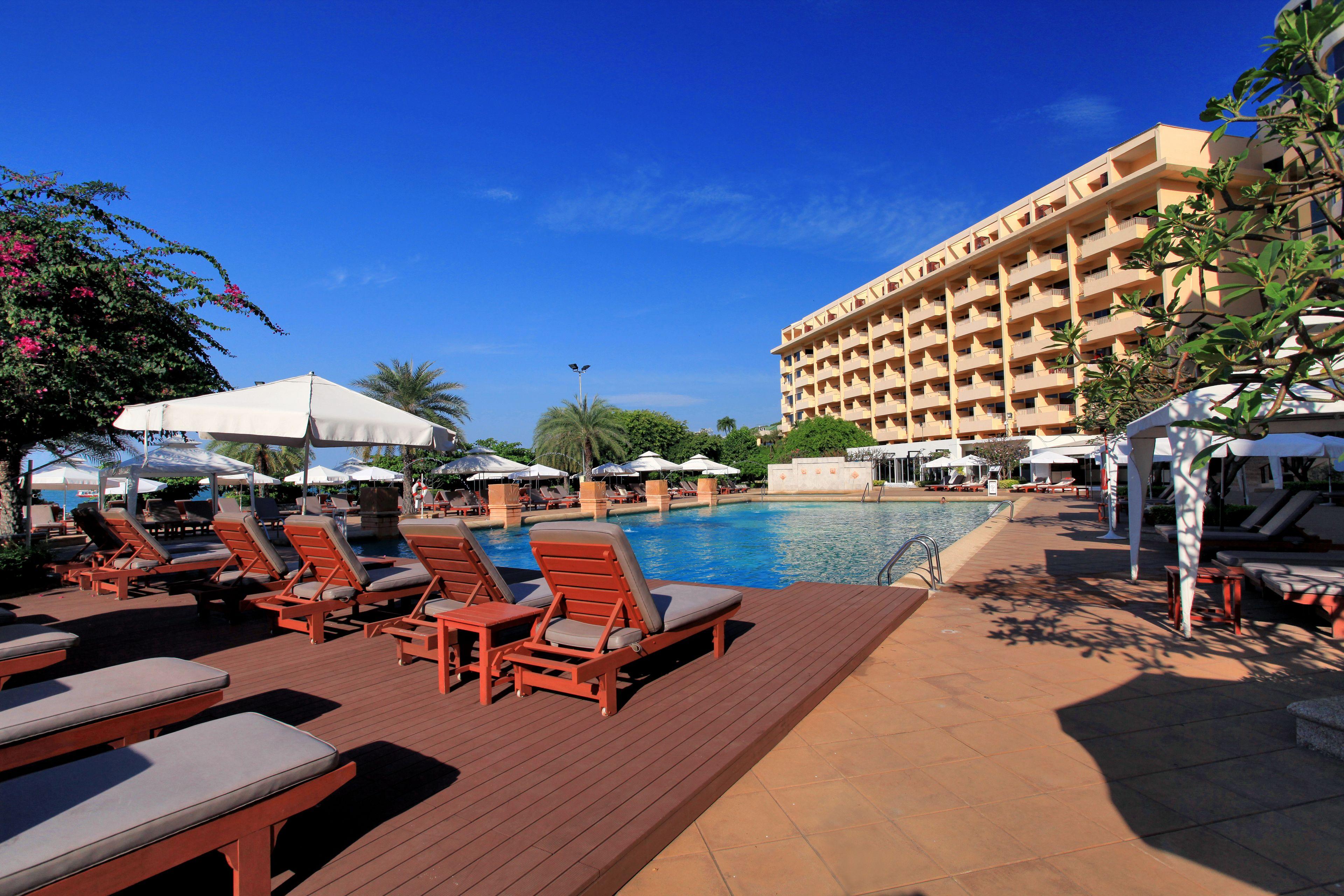 Dusit Thani Resort Pattaya