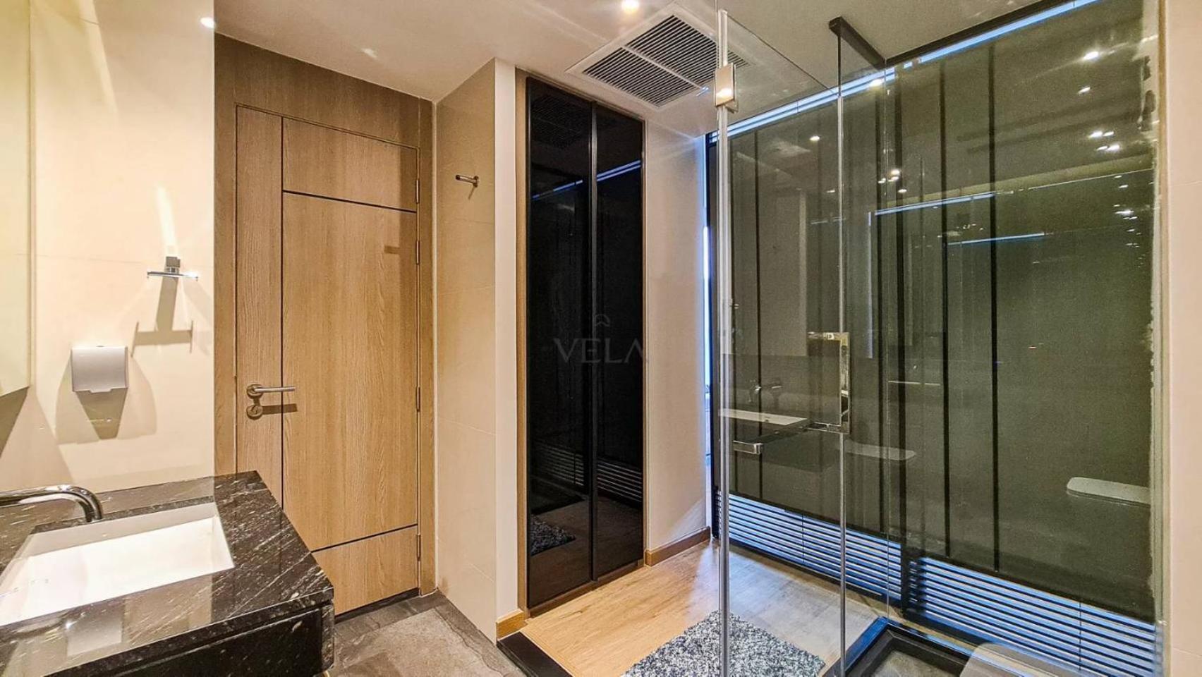 Sea View Great Location *