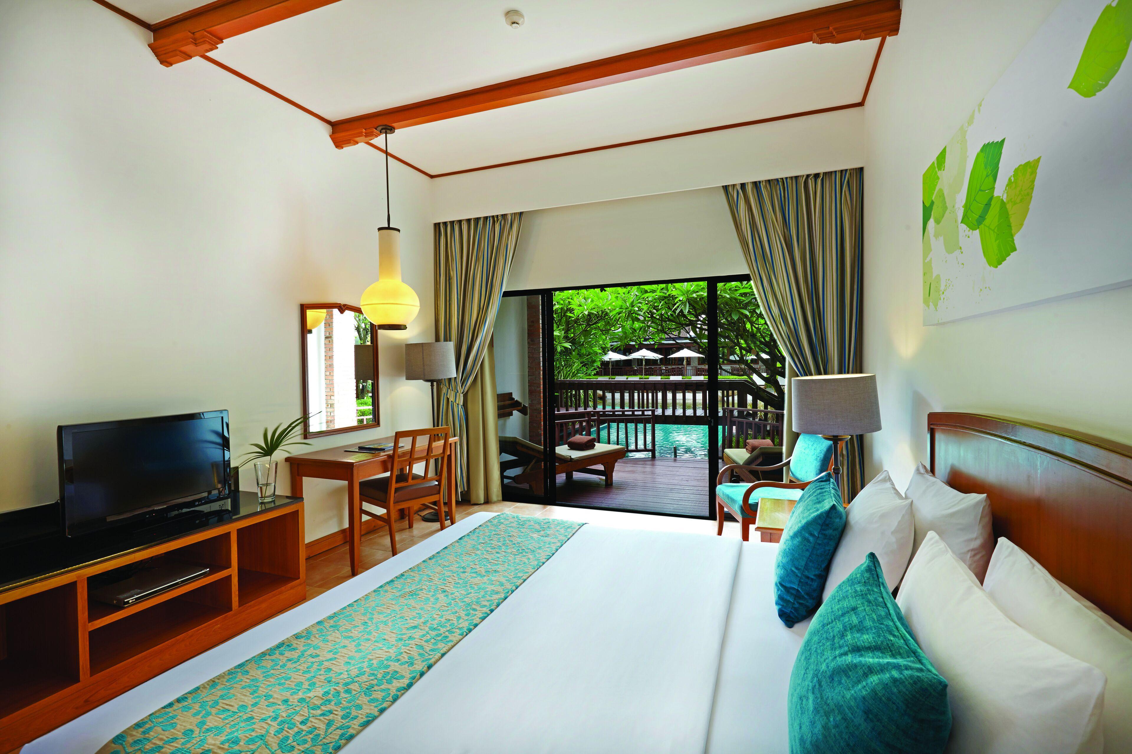 Woodlands And Resort