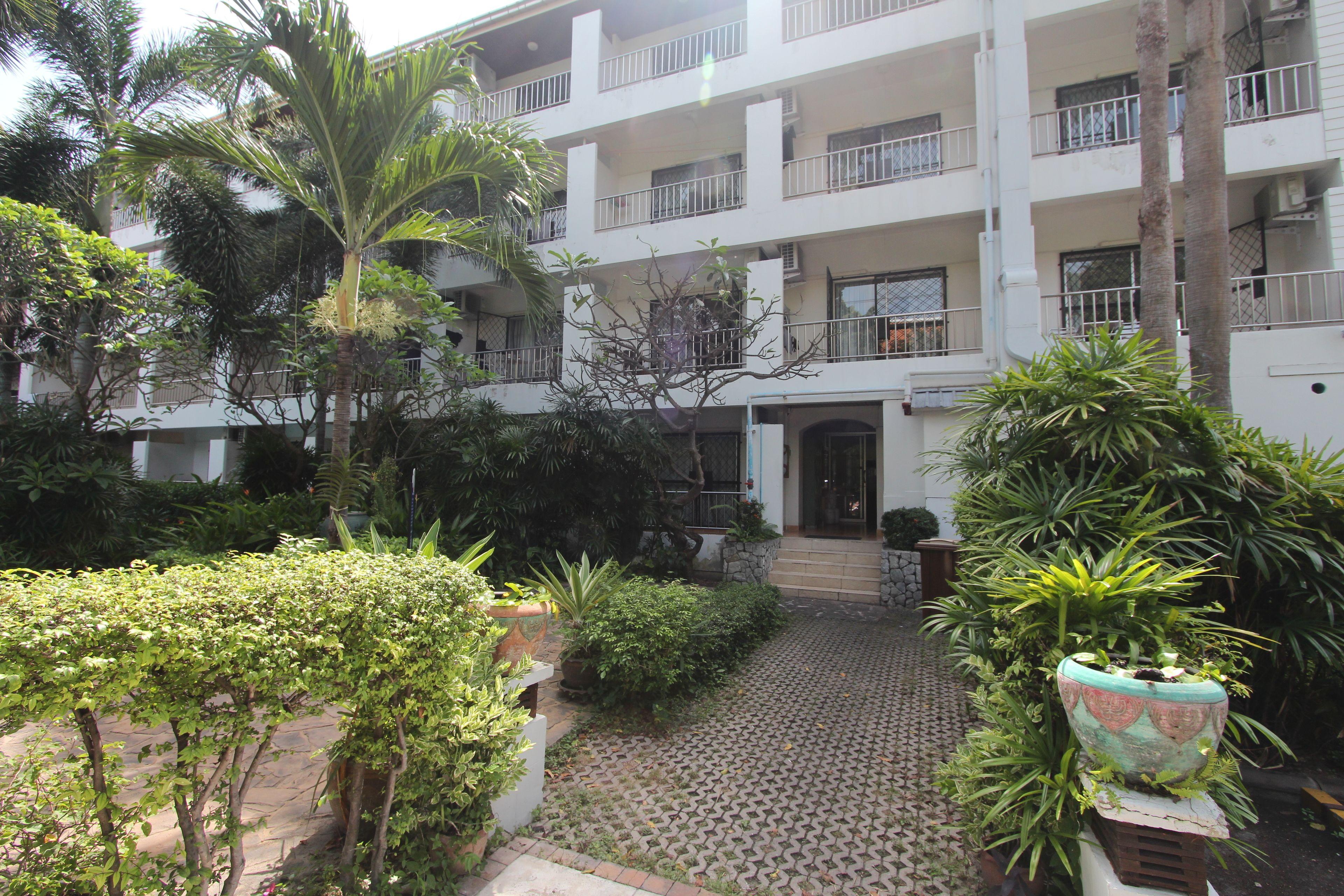 Bella 3rd Road Hotel