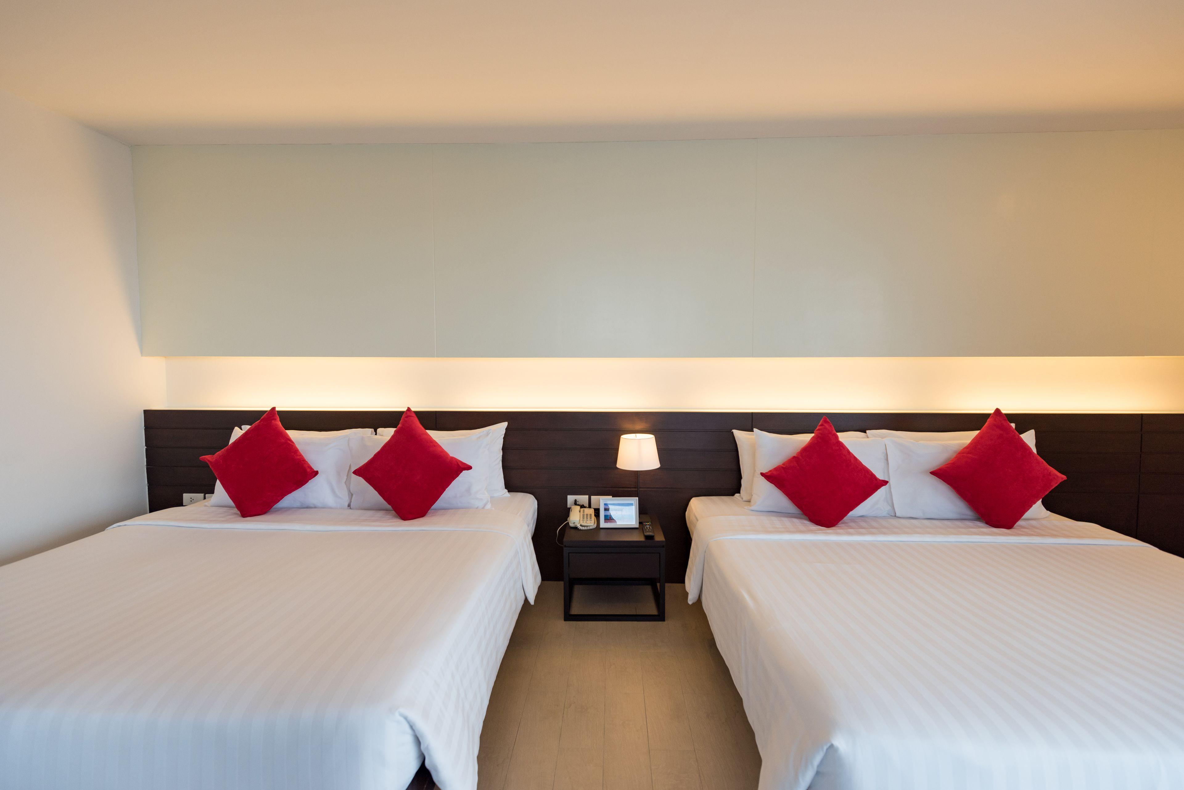 J โรงแรม Pattaya